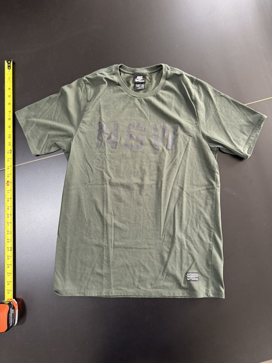 Nike Nike NSW Tech Pack Tee Size US L / EU 52-54 / 3 - 1 Thumbnail