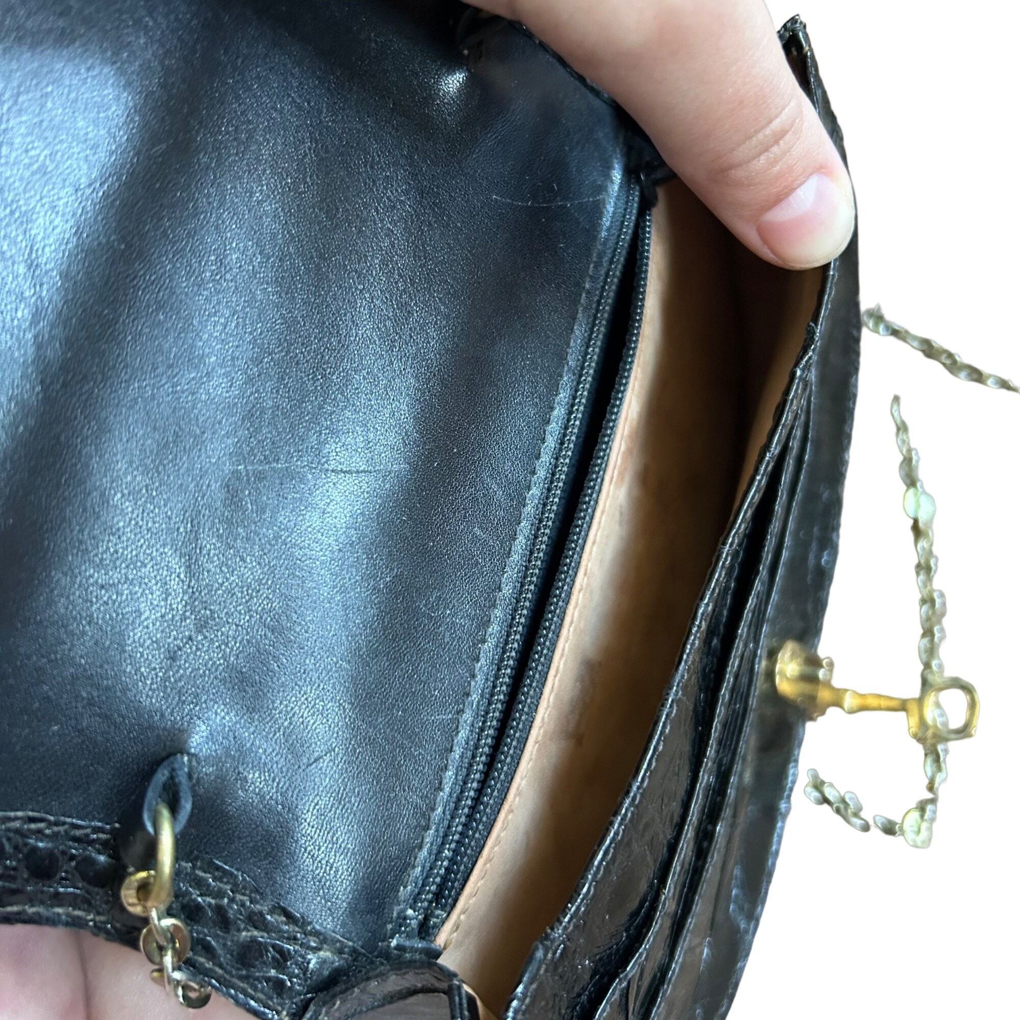 Vintage Vintage Black Leather Animal Print Embossed Crossbody Bag Ch Size ONE SIZE - 8 Thumbnail