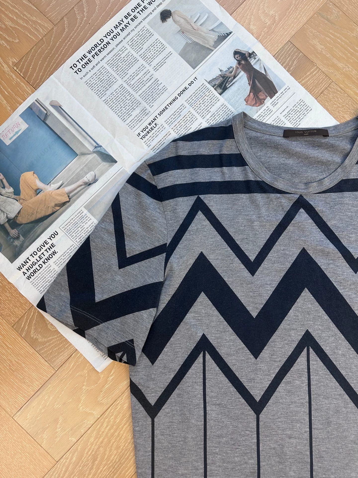 Louis Vuitton Louis Vuitton LV Grey Cotton T-Shirt XL Size US XL / EU 56 / 4 - 6 Thumbnail