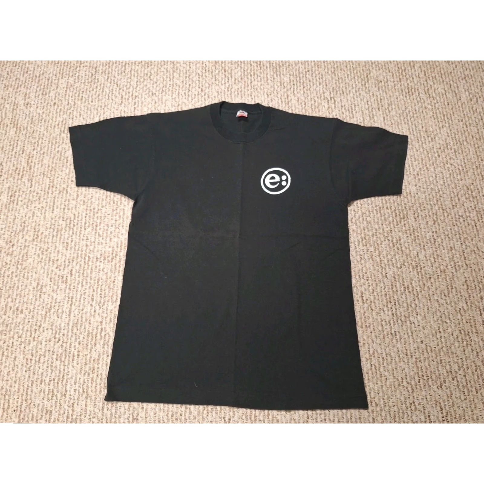 Fruit Of The Loom VINTAGE 90s Band Rock Tour Concert Abstract Logo Shirt XL Fruit of the Loom Men Black T-Shirt Logo Band 90s Vintage Limited Edition Graphic Shirt Size US XL / EU 56 / 4 - 3 Thumbnail