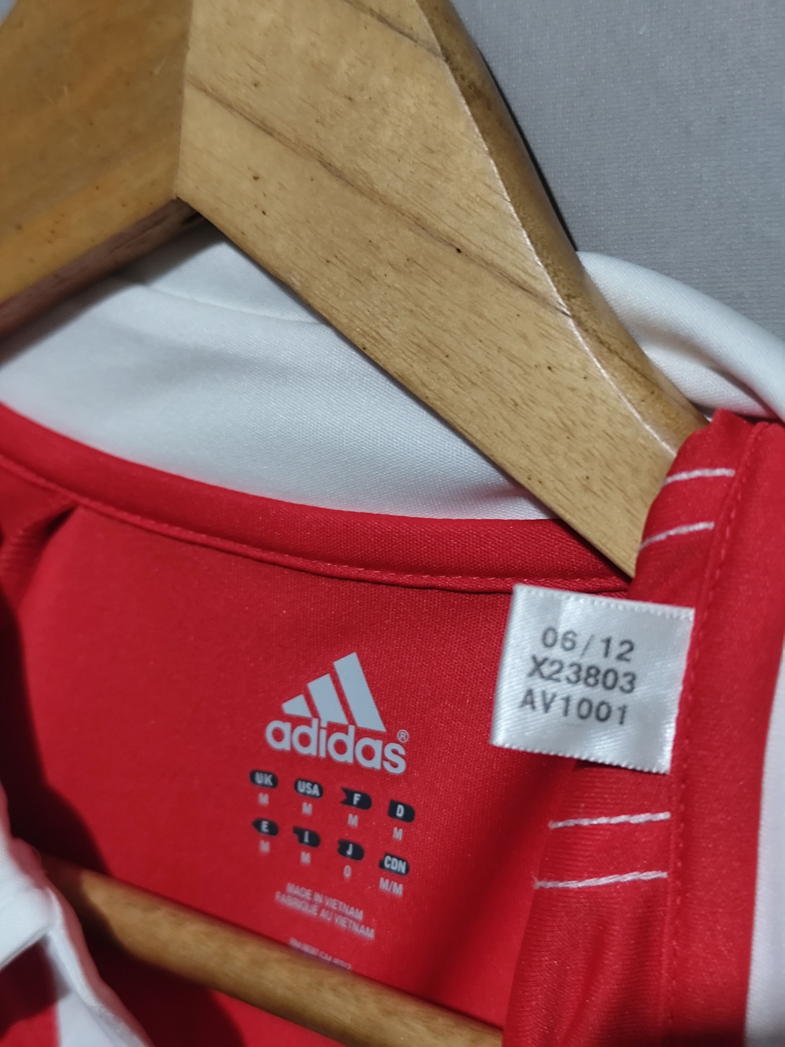Adidas Adidas x SL Benfica 2012/13 #21 Matic Home Jersey Size US M / EU 48-50 / 2 - 5 Thumbnail
