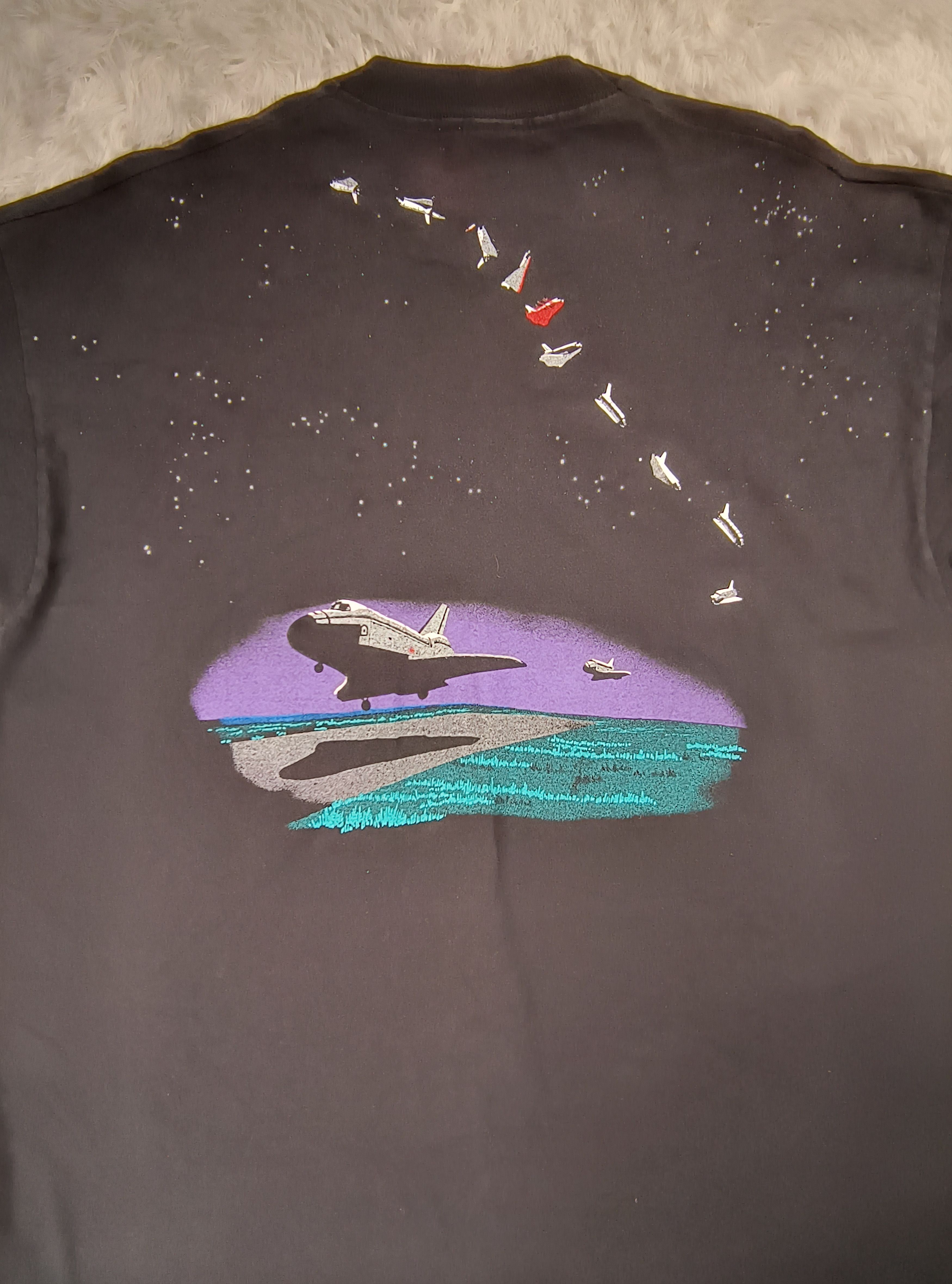 Fruit Of The Loom Vintage spaceship travel print 90s tee Size US XXL / EU 58 / 5 - 6 Thumbnail