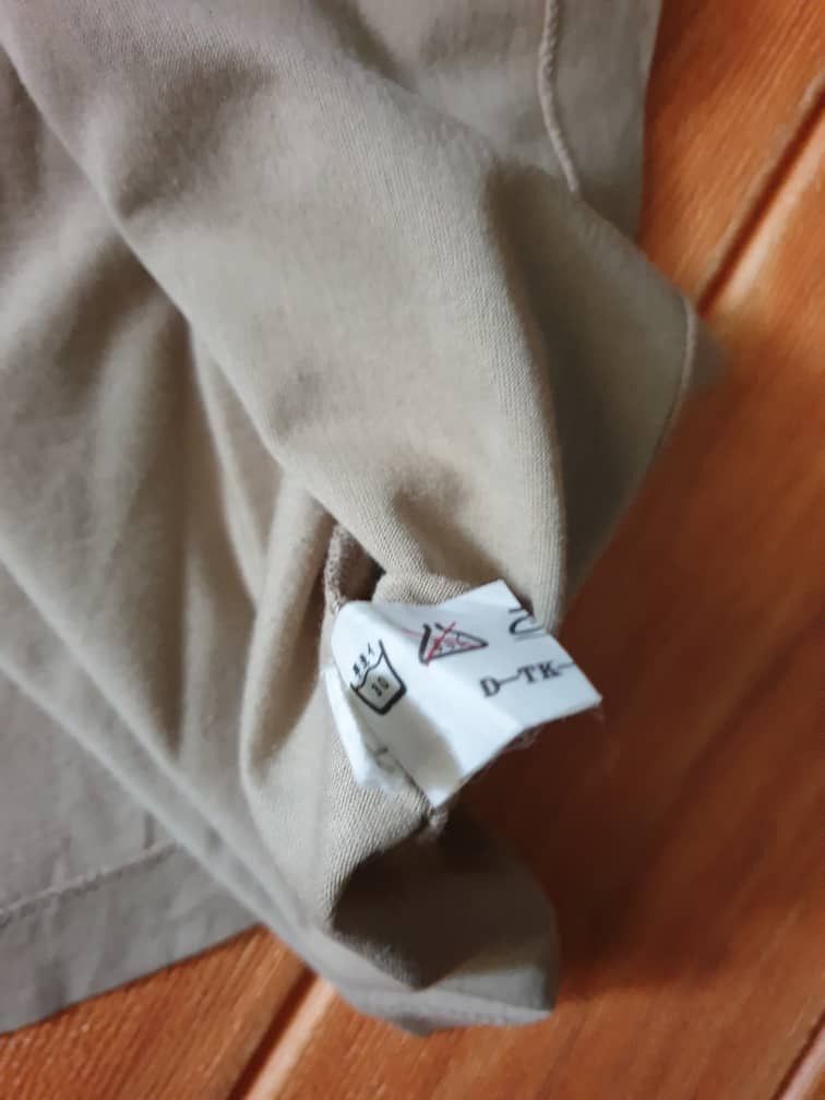 Givenchy Vintage Guvenchy plain beige collar Shirt Size US M / EU 48-50 / 2 - 5 Thumbnail