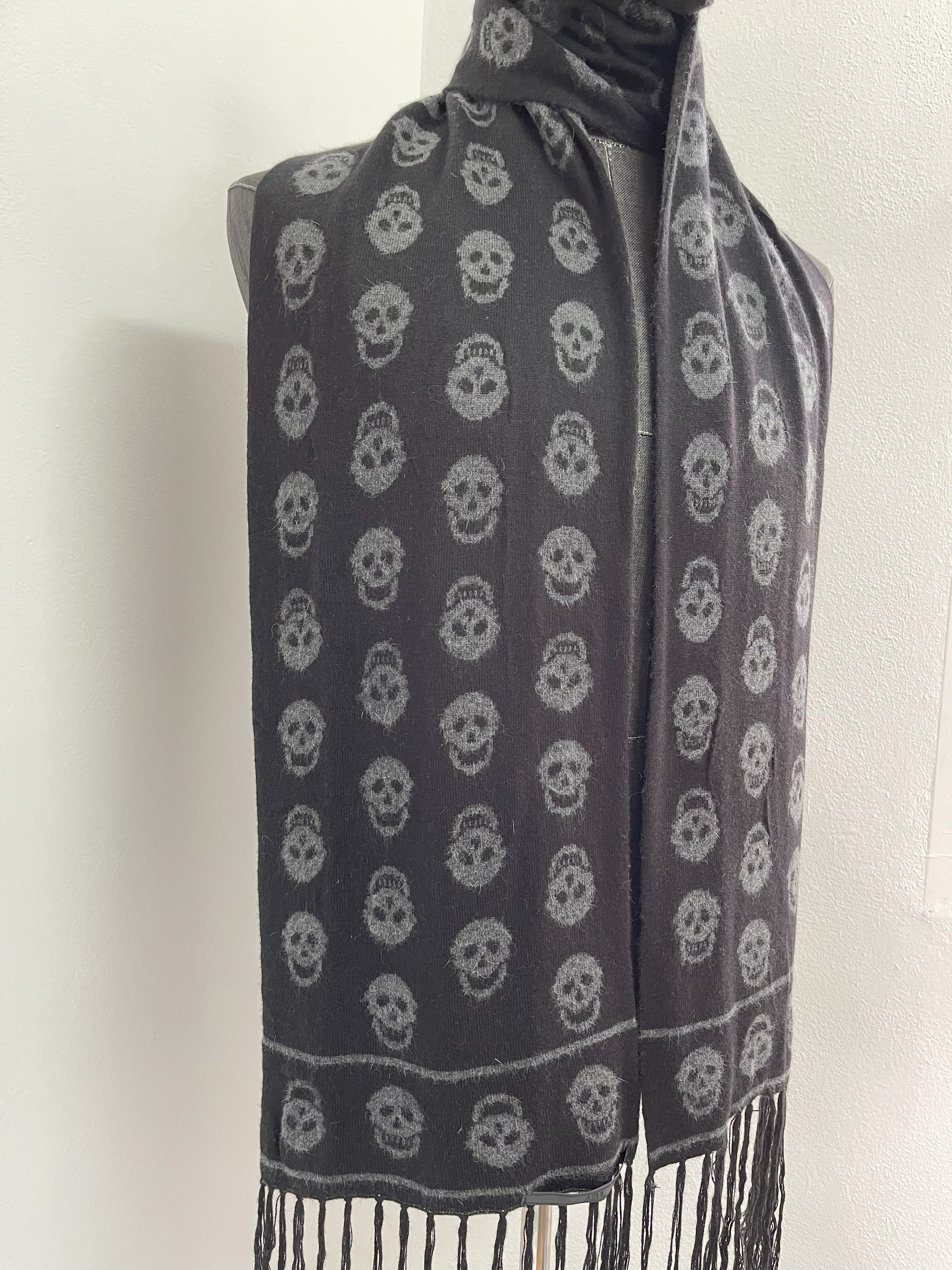 Vintage Vintage AZUL Skull Scarf / Muffler - 6024 Size ONE SIZE - 3 Thumbnail