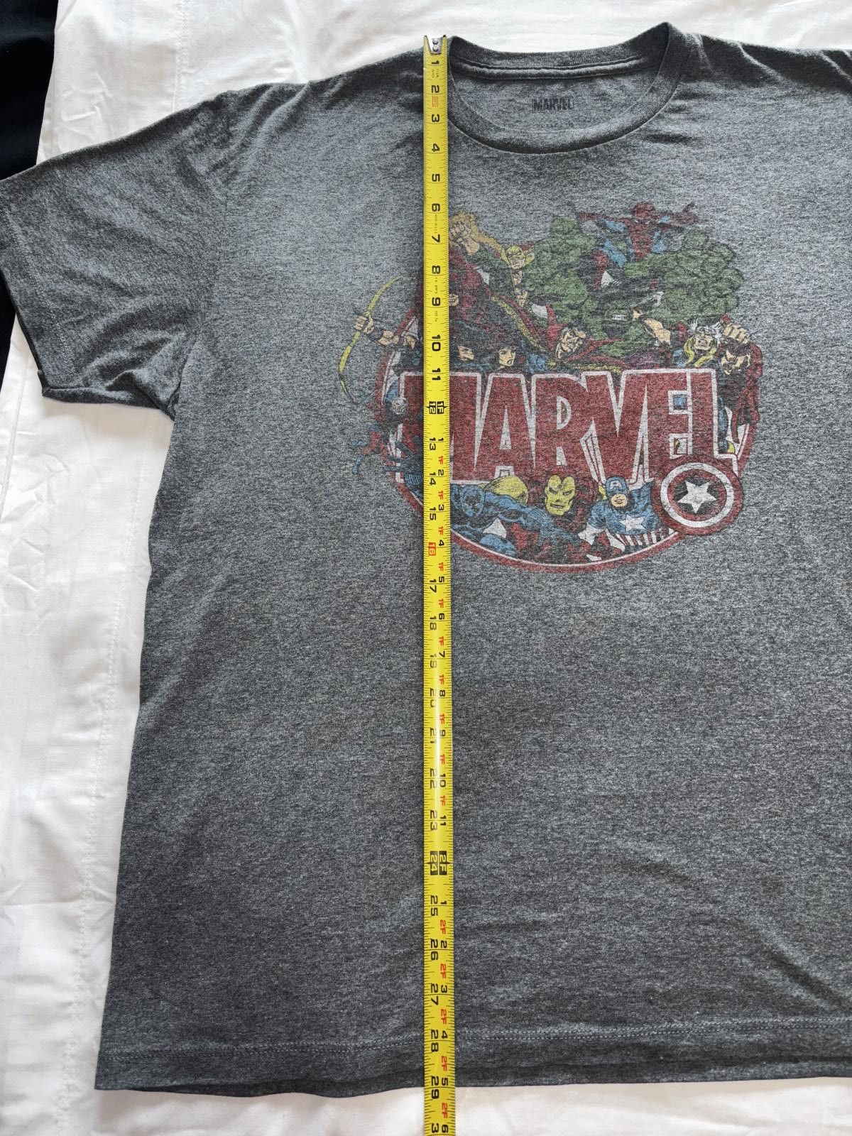Marvel Comics Classic Marvel Graphic T-Shirt - Classic Heroes Design XL Size US XL / EU 56 / 4 - 6 Thumbnail