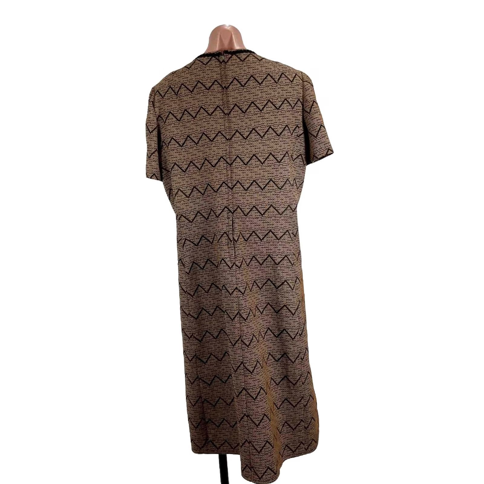 Vintage VINTAGE 50S MOD CHEVRON TWEED JACKET A LINE DRESS SUIT PLUS sz 20 UnionMade Brown Acrylic Blend Art Deco Womens 1940s Size 3XL / US 20-22 - 4 Thumbnail
