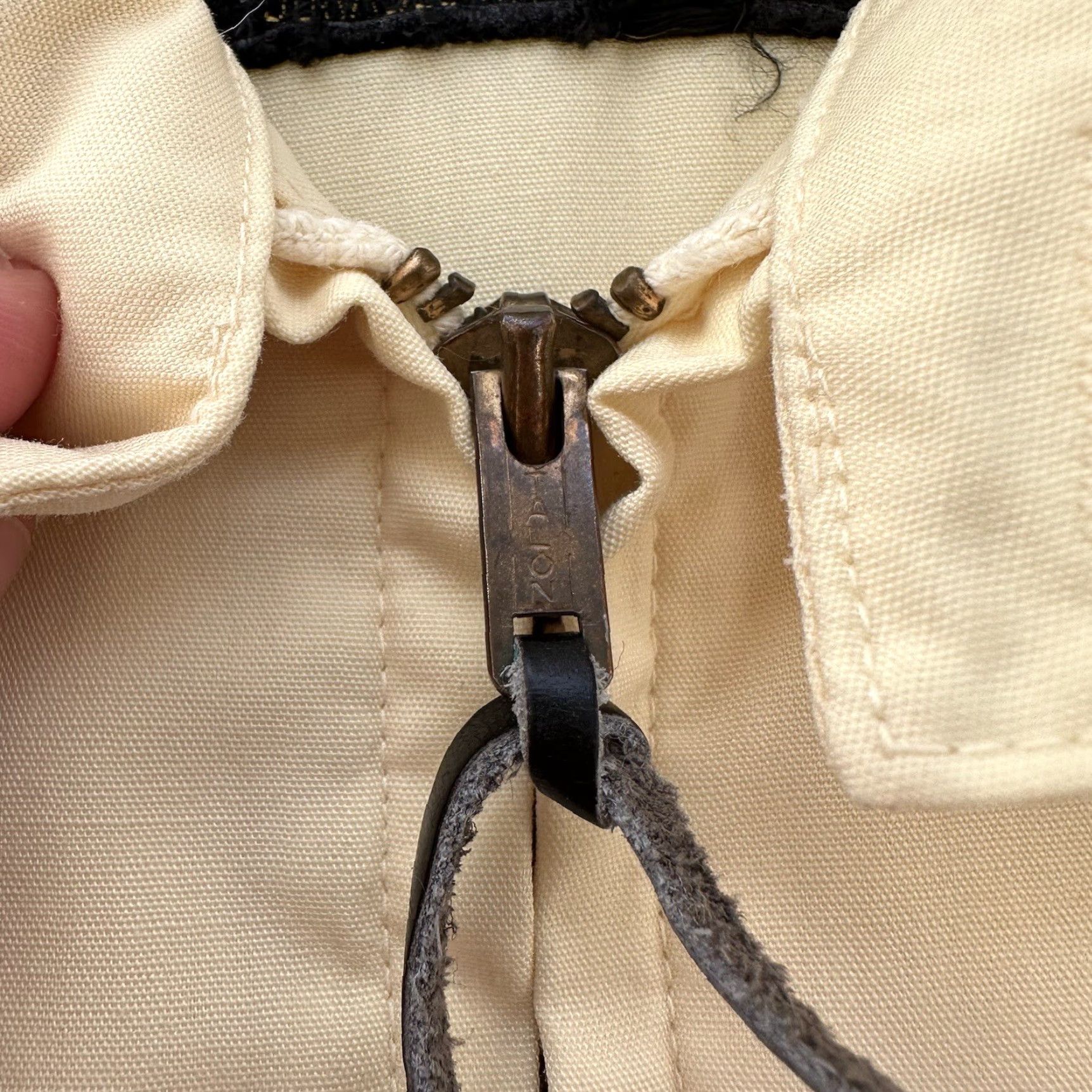 Vintage VINTAGE Men's Work Jacket Full Zip Yellow Cotton Chambray 1960s 70s Chore Workwear Large Size US L / EU 52-54 / 3 - 6 Thumbnail