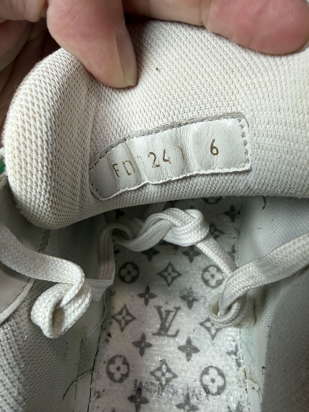 Louis Vuitton Louis Vuiton Trainer Green Size US 6 / EU 39 - 13 Thumbnail