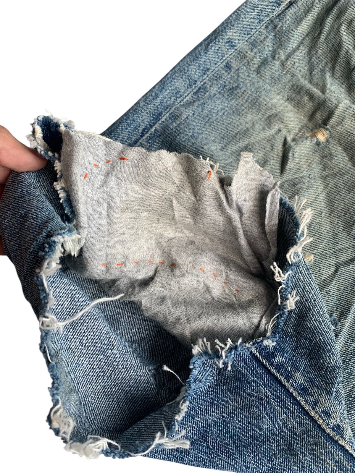 Levi's VINTAGE LEVI’S BIG E SELVEDGE BUCKLE BACK DISTRESSED DENIM Size US 32 / EU 48 - 22 Thumbnail