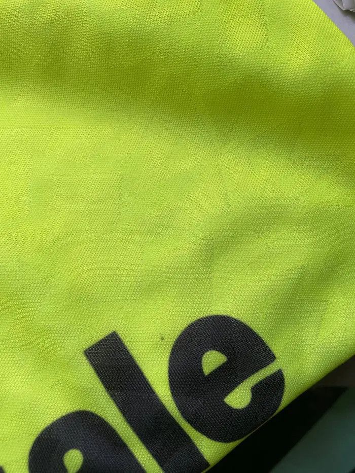 Nike Vintage Nike Borussia Dortmund 1995 1996 Home Shirt Jersey Size US M / EU 48-50 / 2 - 14 Thumbnail