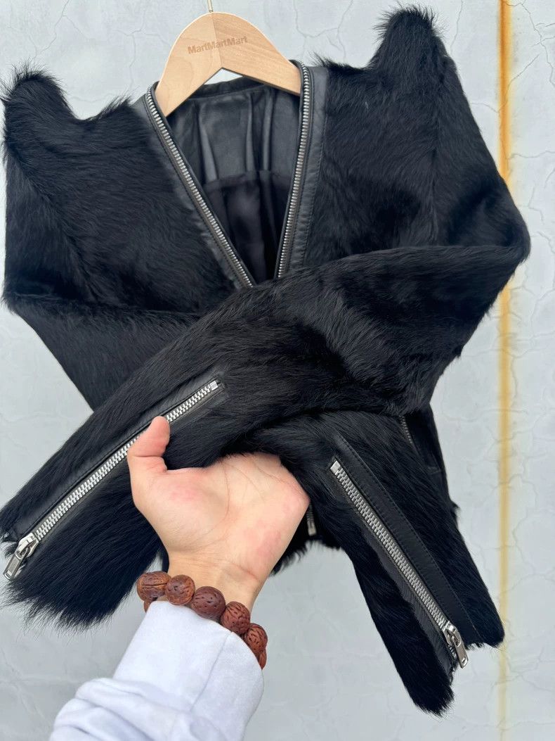 Rick Owens Rick Owens 22SS Horsehair Devil Horn Jacket 2501-Nextarrow Size US XXS / EU 40 - 4 Thumbnail