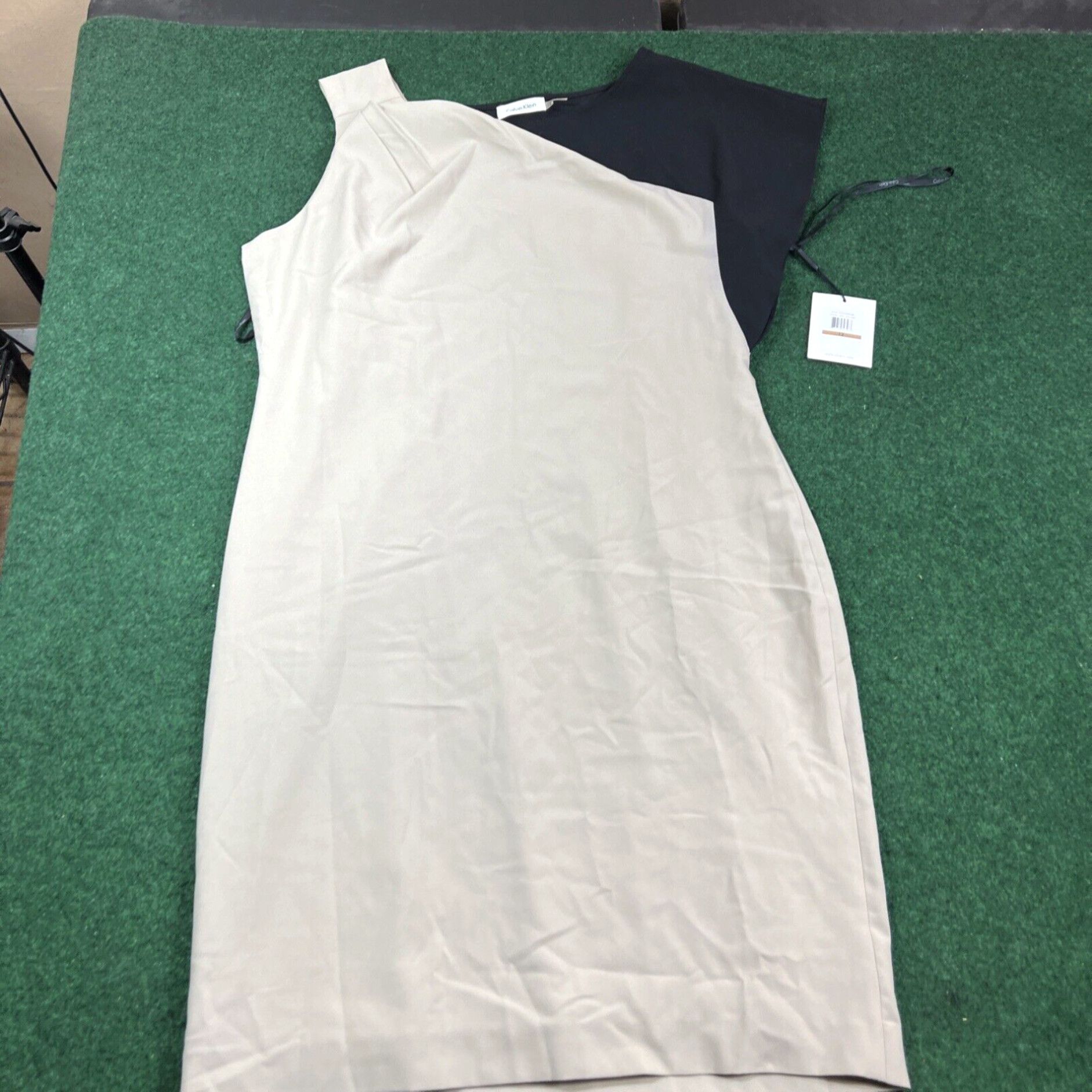 Calvin Klein Calvin Klein Womens Tan Black Neck Sleeveless Dress Size 12 New W Tags Size XL / US 12-14 / IT 48-50 - 1 Thumbnail