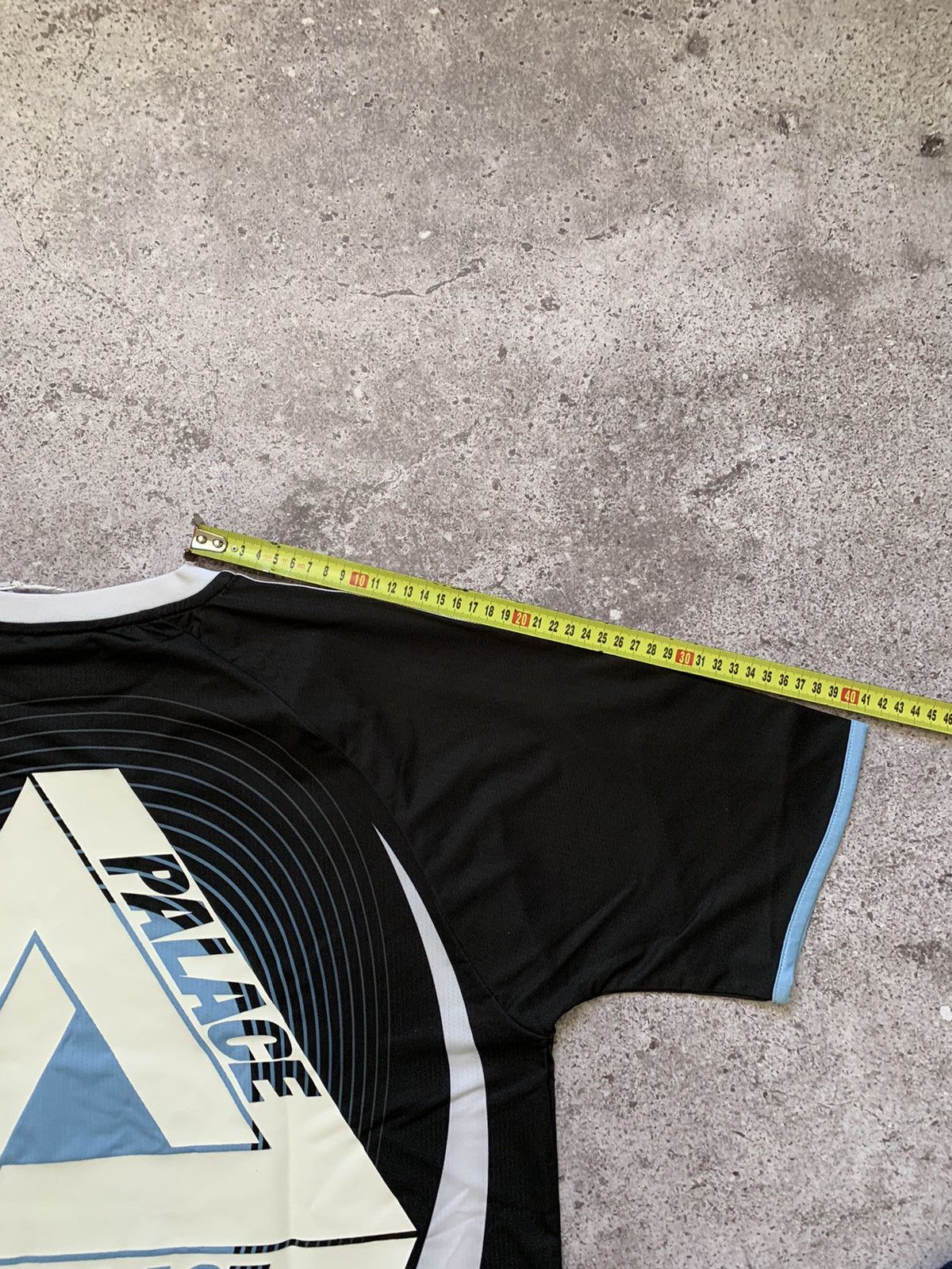 Adidas × Palace Palace Adidas sunpal jersey size M Size US M / EU 48-50 / 2 - 8 Thumbnail