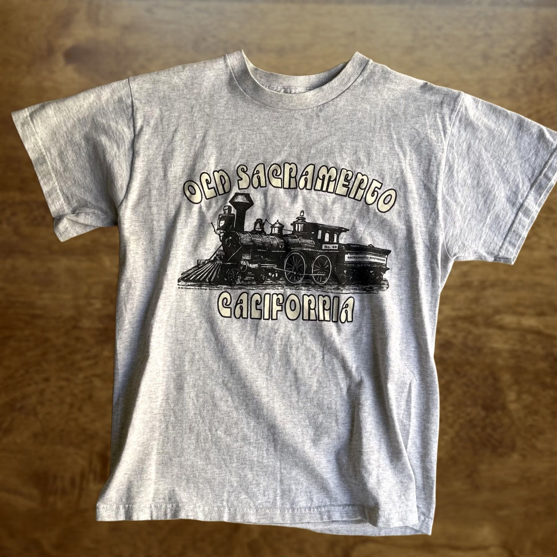 Vintage VINTAGE Old Sacramento California Shirt Womens Small Gray Train Graphic T-Shirt Size S / US 4 / IT 40 - 1 Thumbnail