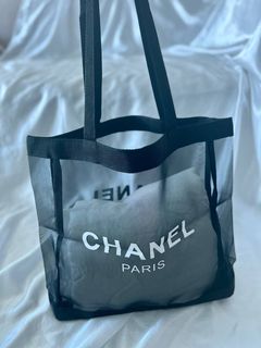 chanel vip gift sling bag