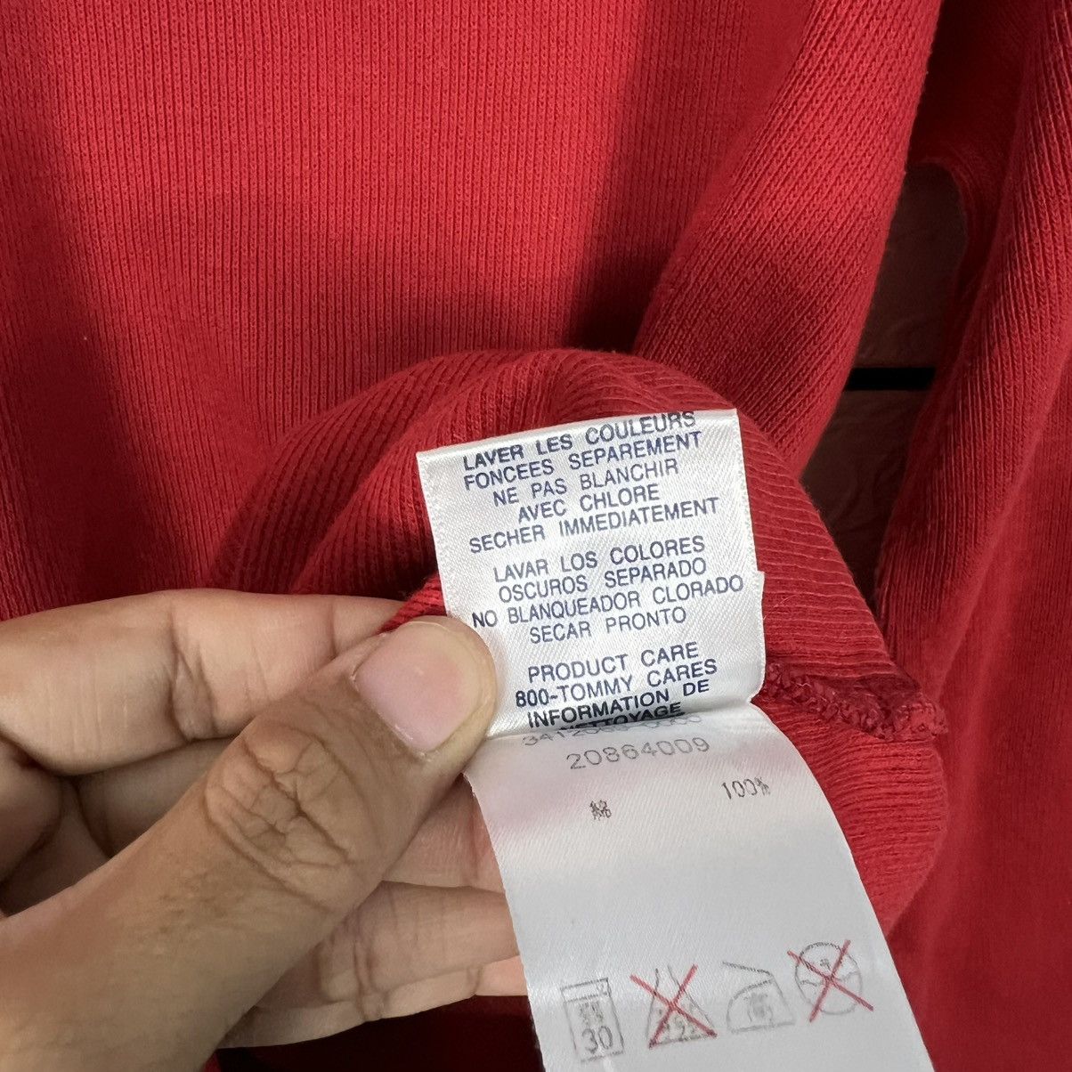 Tommy Jeans 90's TOMMY JEANS Embroidered Logo LS Vneck Tees #3993-C182 Size US S / EU 44-46 / 1 - 11 Thumbnail