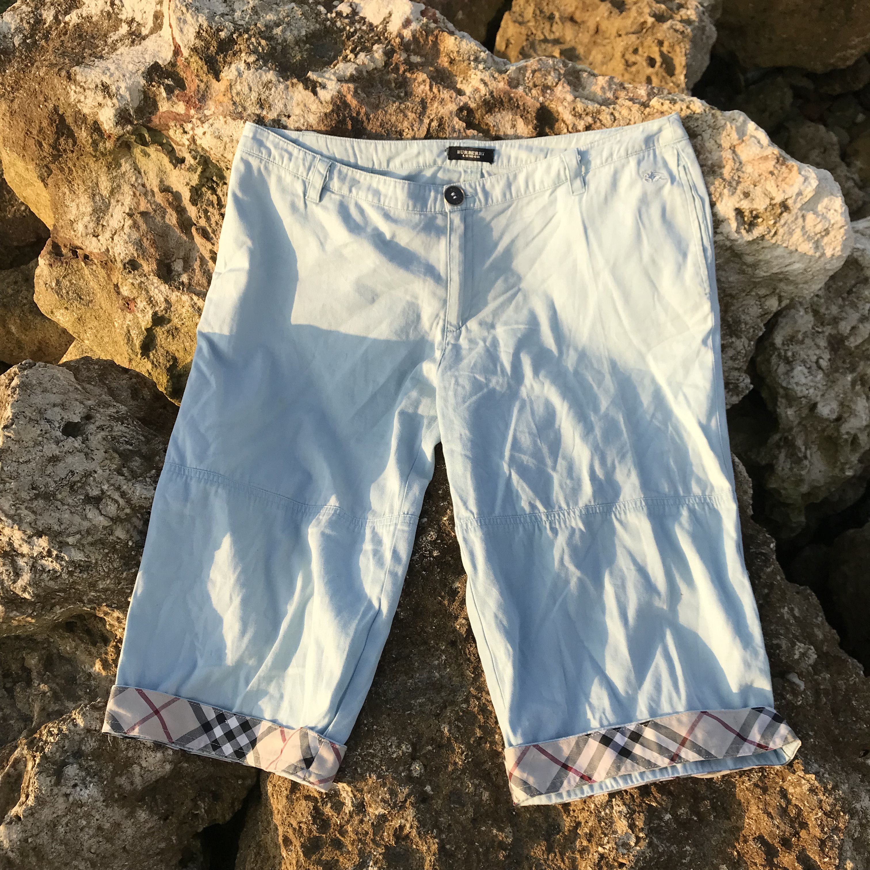 Vintage Burberry baby blue short novacheck pants Trouser pan