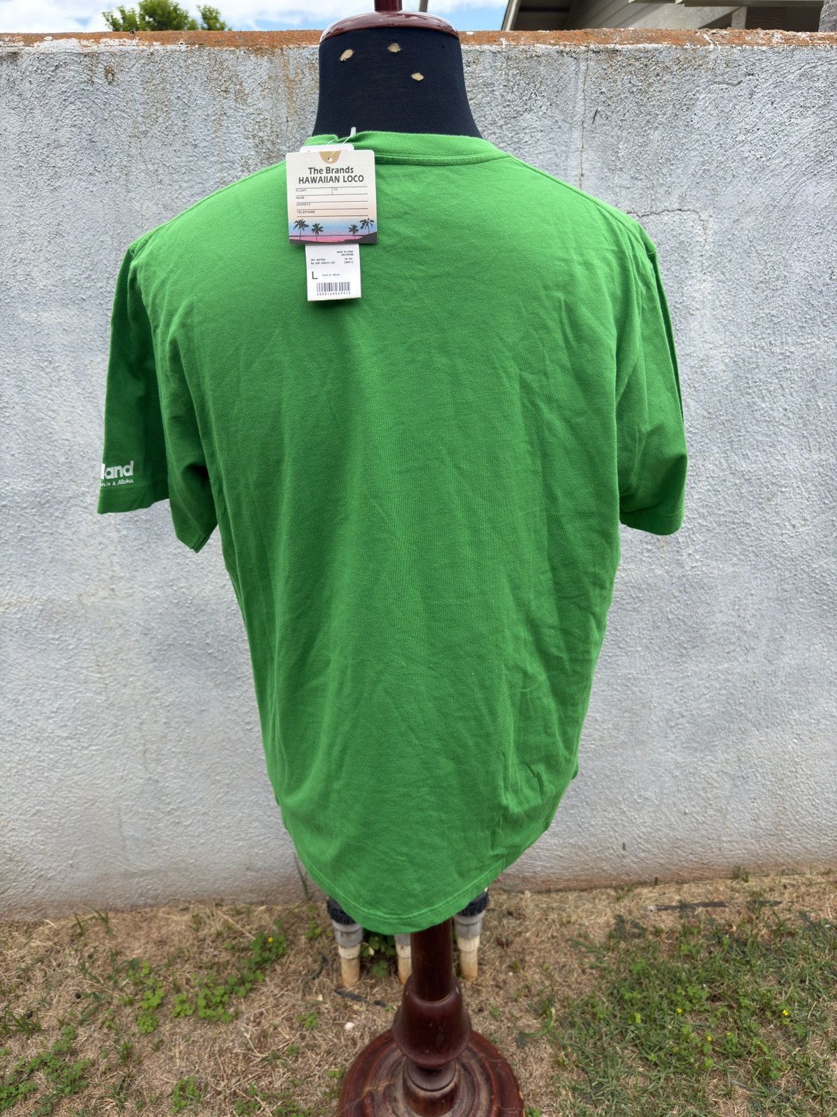 Uniqlo New Uniqlo Foodland Food Family & Friends Shirt Men's Large Size US L / EU 52-54 / 3 - 2 Thumbnail