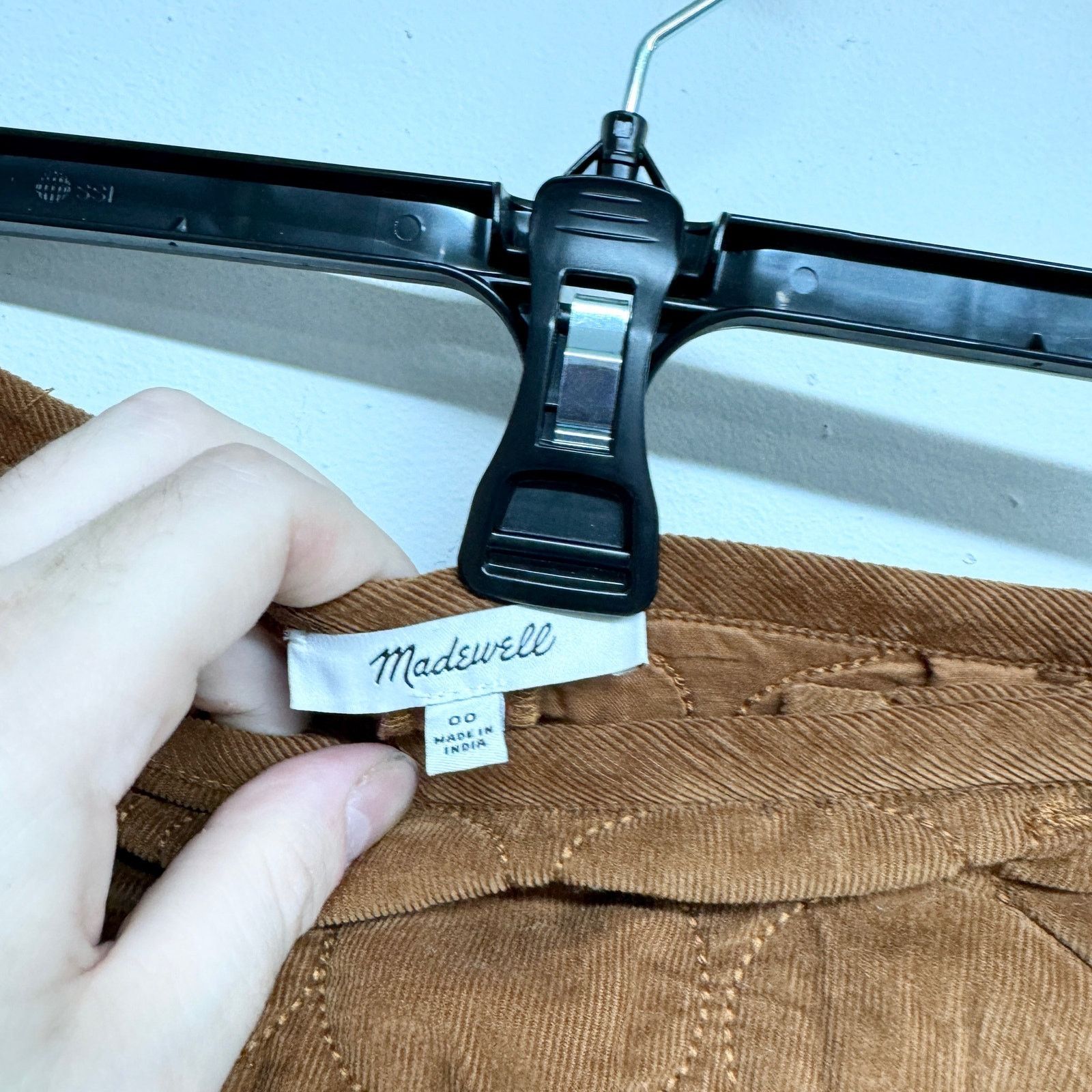 Madewell Madewell Brown Button Sided Corduroy Quilted Mini Skirt 00 Size 24" / US 00 / IT 34 - 2 Thumbnail