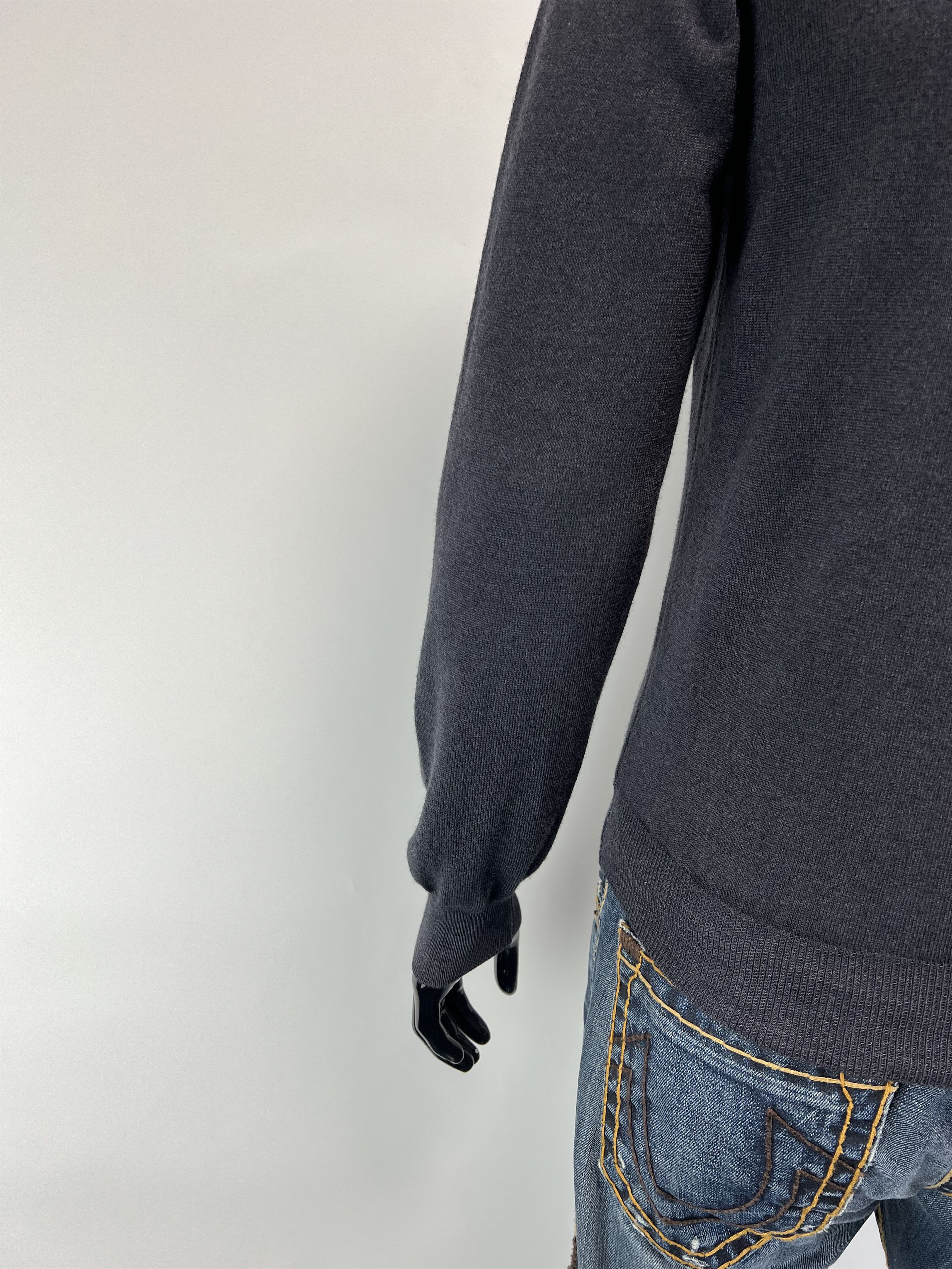 Gran Sasso Gran Sasso Vintage 100% Virgin Wool V-Neck Sweater Size 48 Size US M / EU 48-50 / 2 - 10 Thumbnail