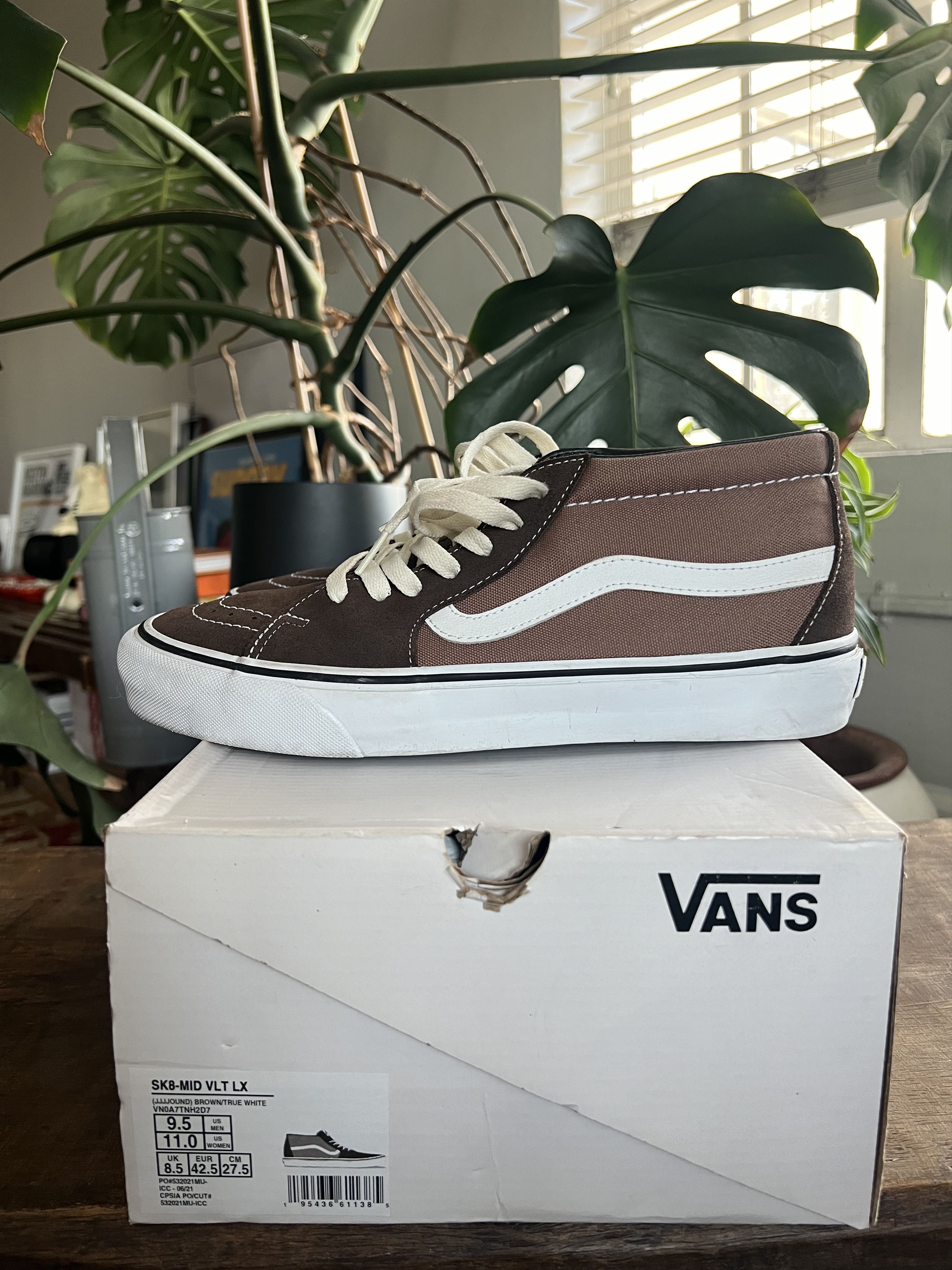 JJJJound × Vans JJJJound x Sk8-Mid VLT LX 'Brown' Size US 9.5 / EU 42-43 - 1 Thumbnail