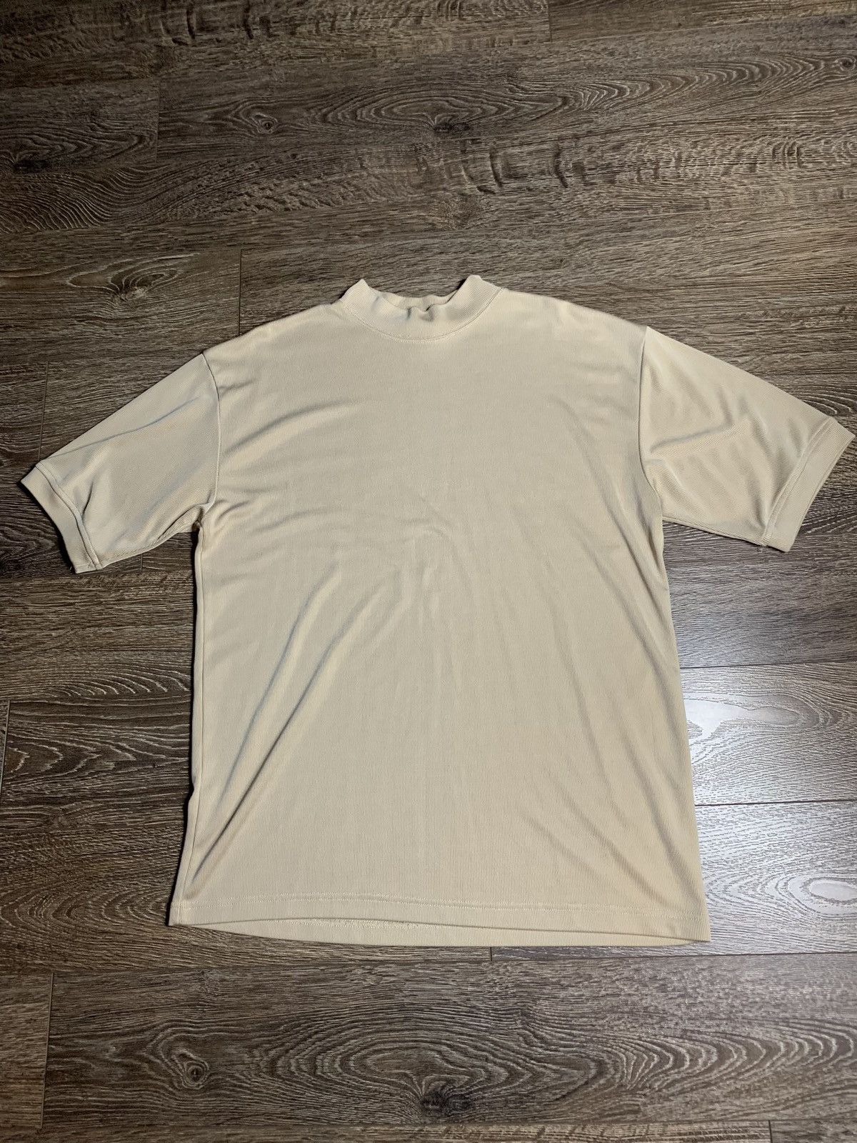 Designer × Vintage Irvine Park Beige Turtle Neck Short Sleeve Size US L / EU 52-54 / 3 - 1 Thumbnail