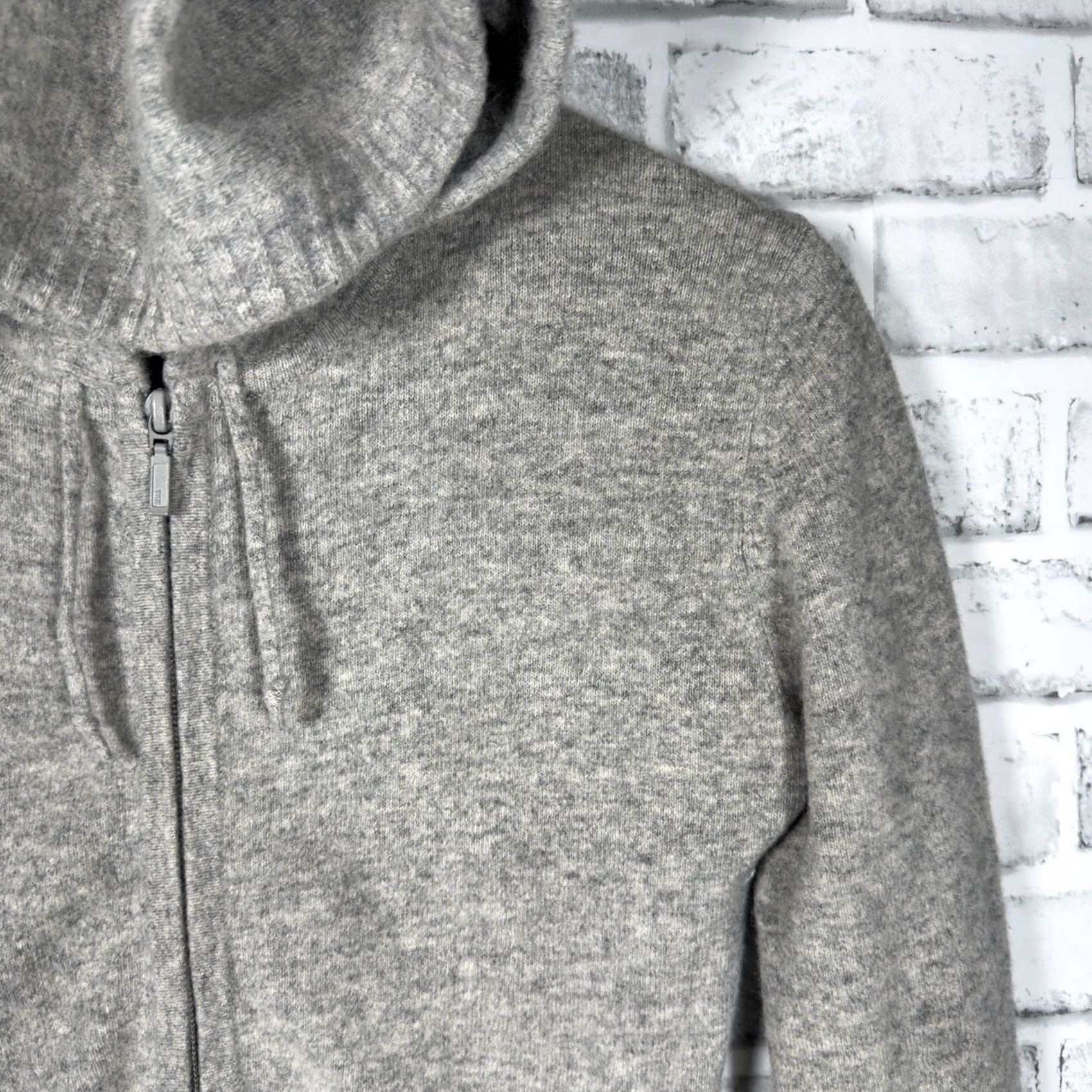 Vintage Lambswool / Angora Blend Full Zip Gray Hoodie Jacket Womens XS size Gray Lambswool Angora Full Zip Womens XS Basic Jacket Size XS / US 0-2 / IT 36-38 - 2 Thumbnail