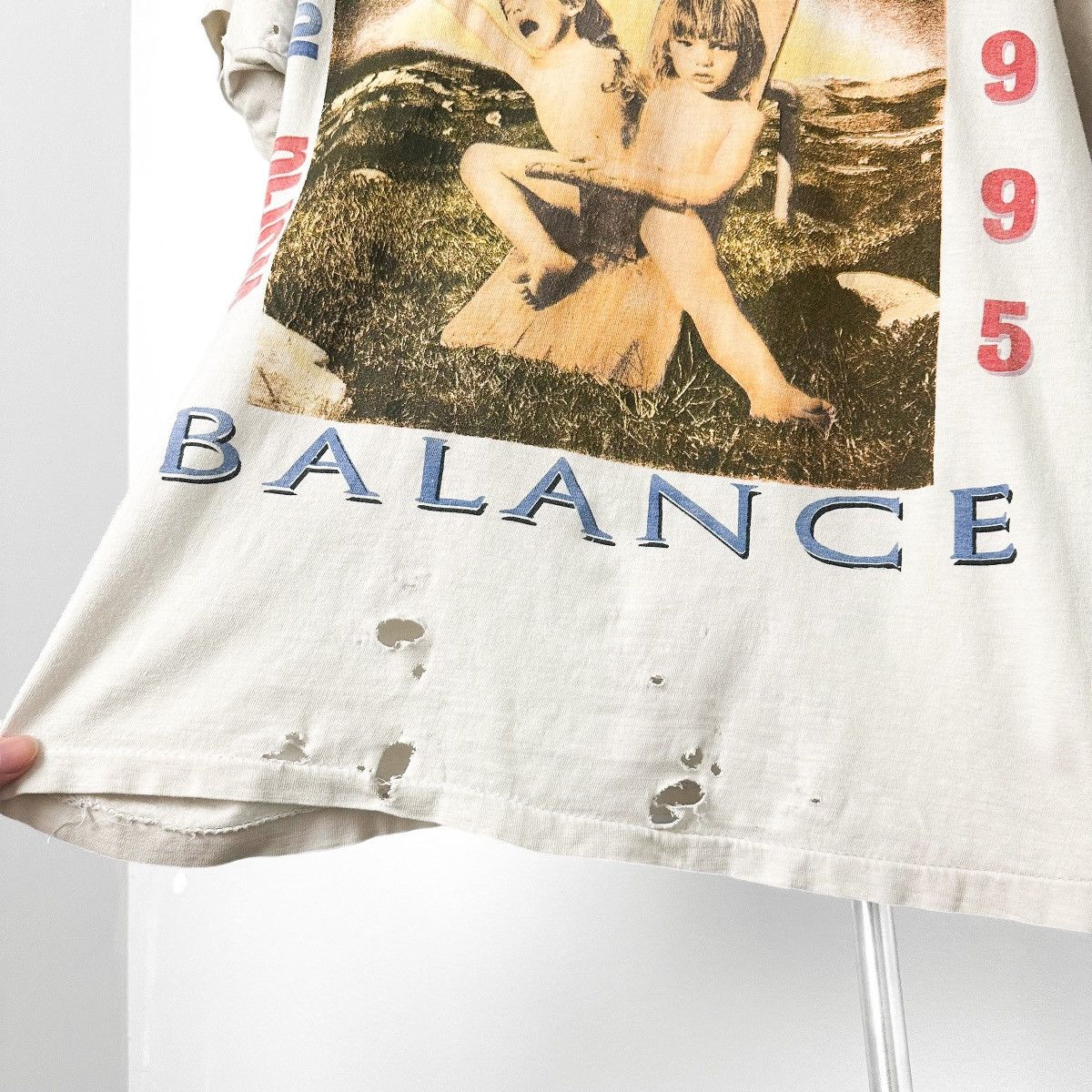 Band Tees 90’s THRASHED Van Halen BALANCE T-Shirt Size US L / EU 52-54 / 3 - 5 Thumbnail