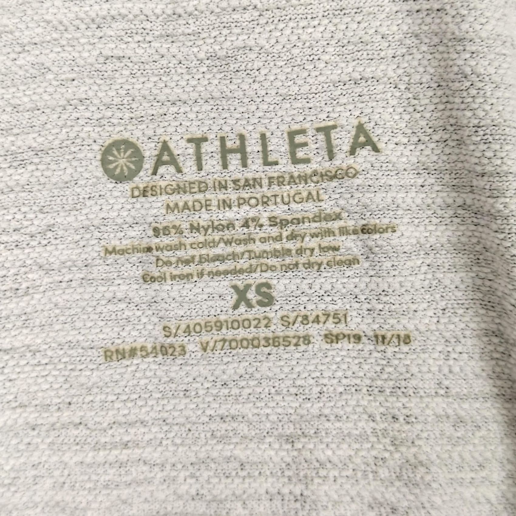 Athleta VINTAGE Athleta Tank Top Womens XS Gray Racerback Ruched Side Athletic Yoga Workout Size XS / US 0-2 / IT 36-38 - 2 Thumbnail