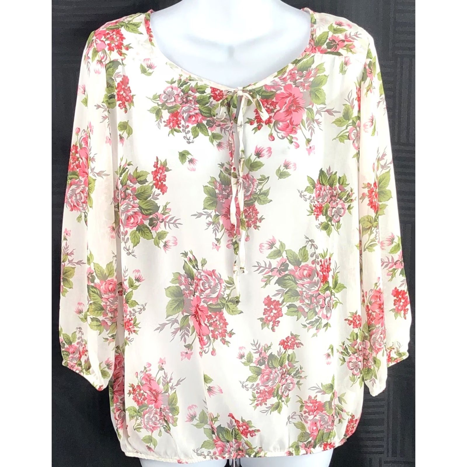 Venus Venus Blouse Shirt M White Floral 3/4 Balloon Sleeve Round Neck Keyhole Fairy Bohemian Rose Basic Size M / US 6-8 / IT 42-44 - 5 Thumbnail