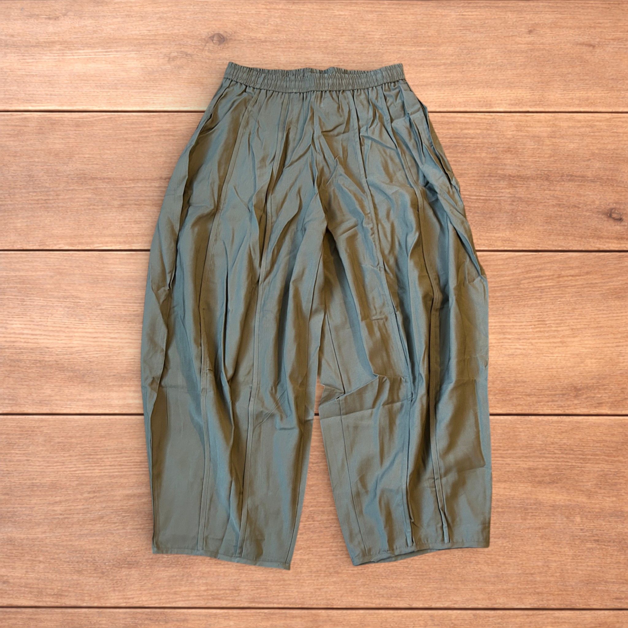 Japanese Brand Insane super baggy wide leg skater trousers in khaki. Size US 34 / EU 50 - 1 Thumbnail