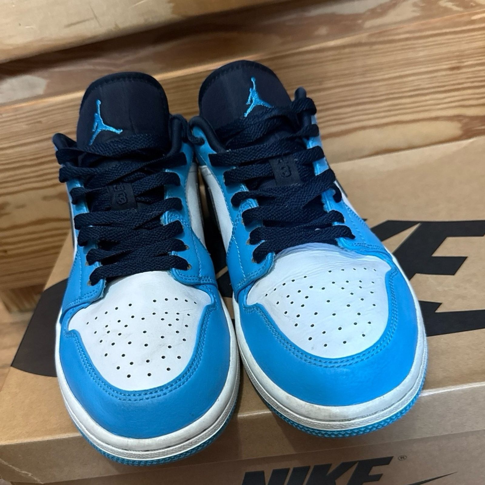 Jordan Brand Jordan 1 Low UNC Powder Blue Size US 8.5 / EU 41-42 - 7 Thumbnail