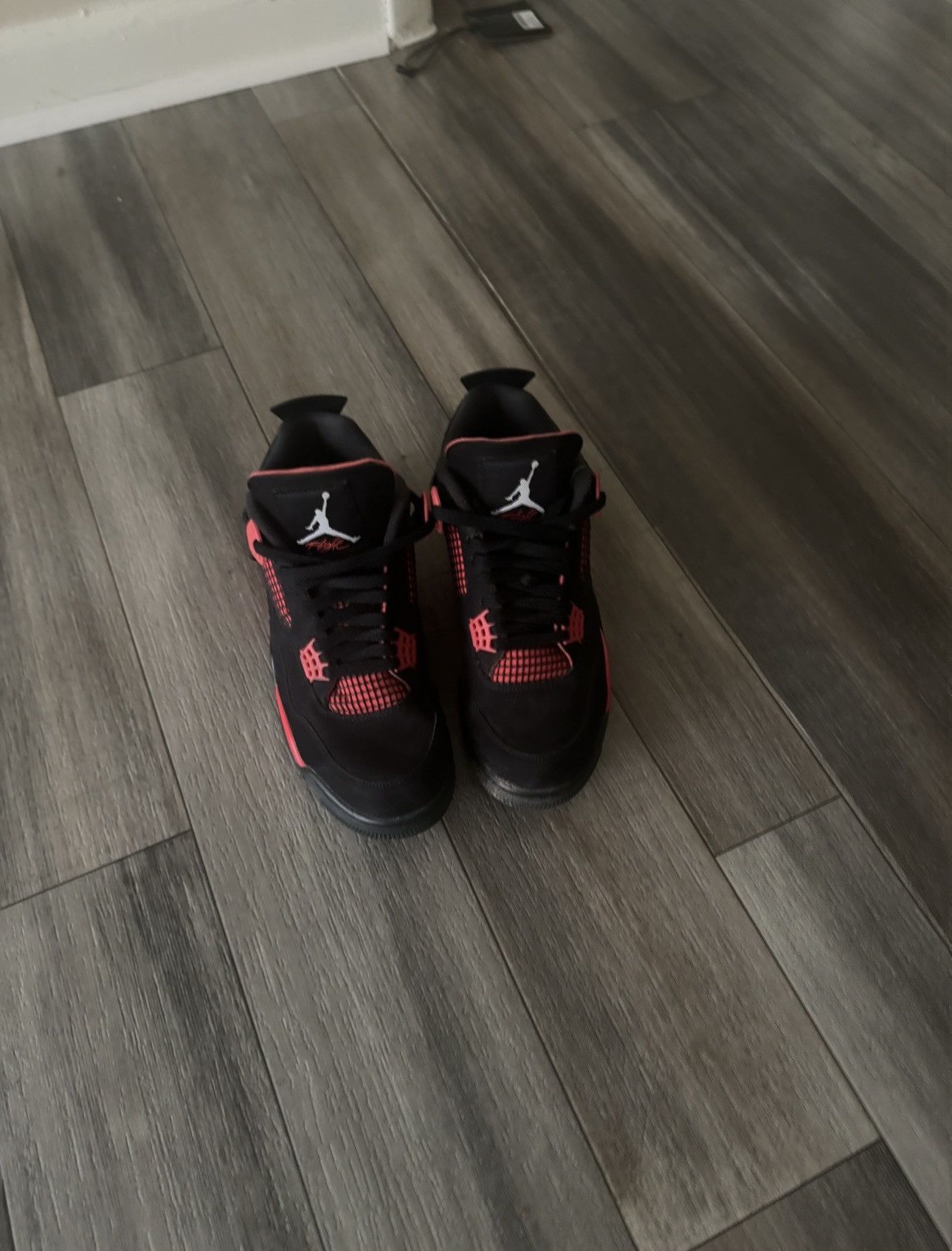 Jordan Brand Red Thunder 4 Sz 11 Size US 11 / EU 44 - 2 Thumbnail