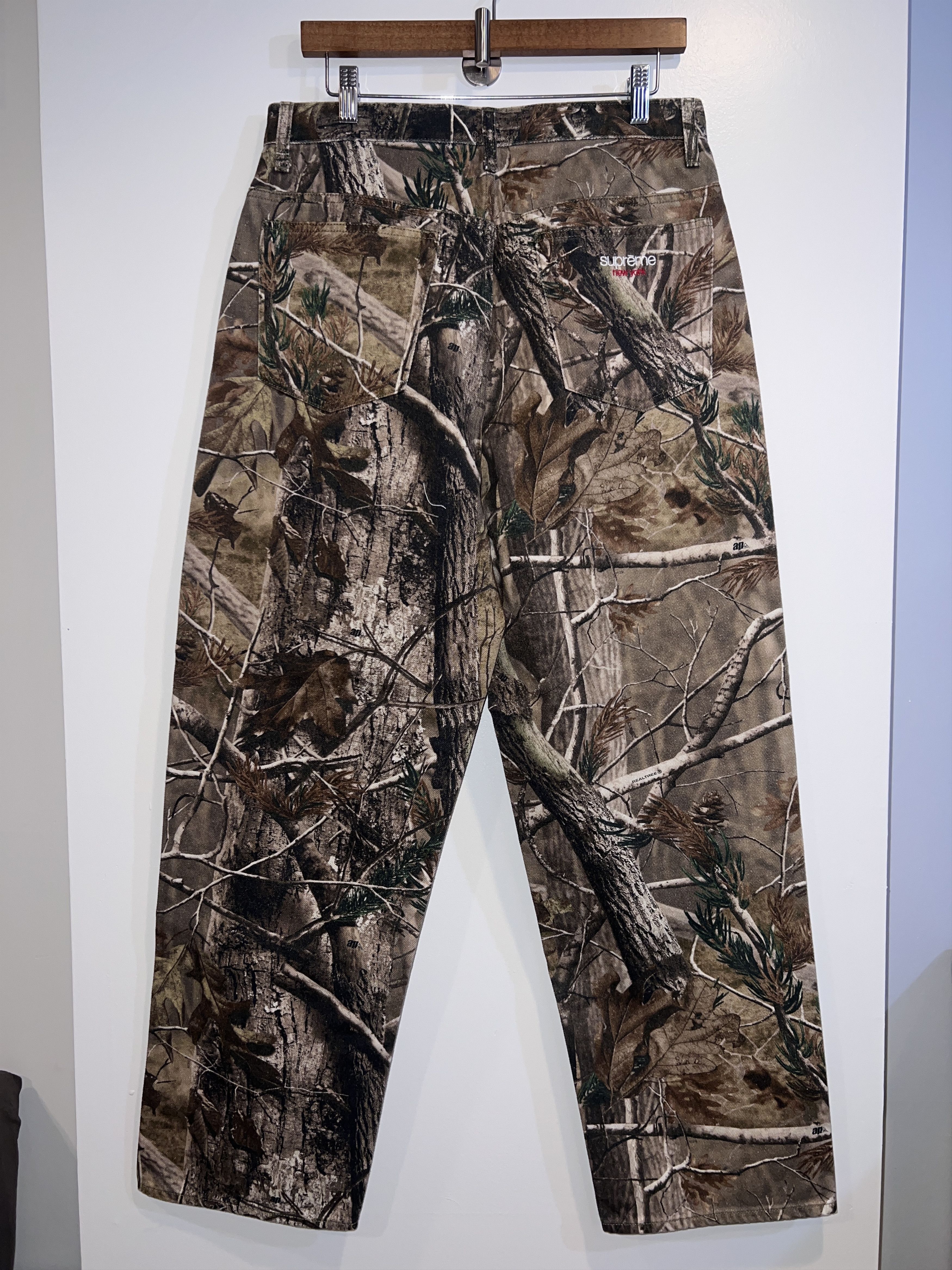 【Supreme】Baggy Jean 32 Realtree® AP Camo Supreme Baggy Jean 25FW Realtree AP Camo - メルカリ