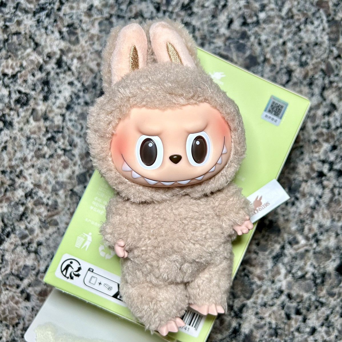 【正規品】ラブブ Exciting Macaron toffee AUTHENTIC POP MART LABUBU EXCITING MACARON TOFFEE US SELLER