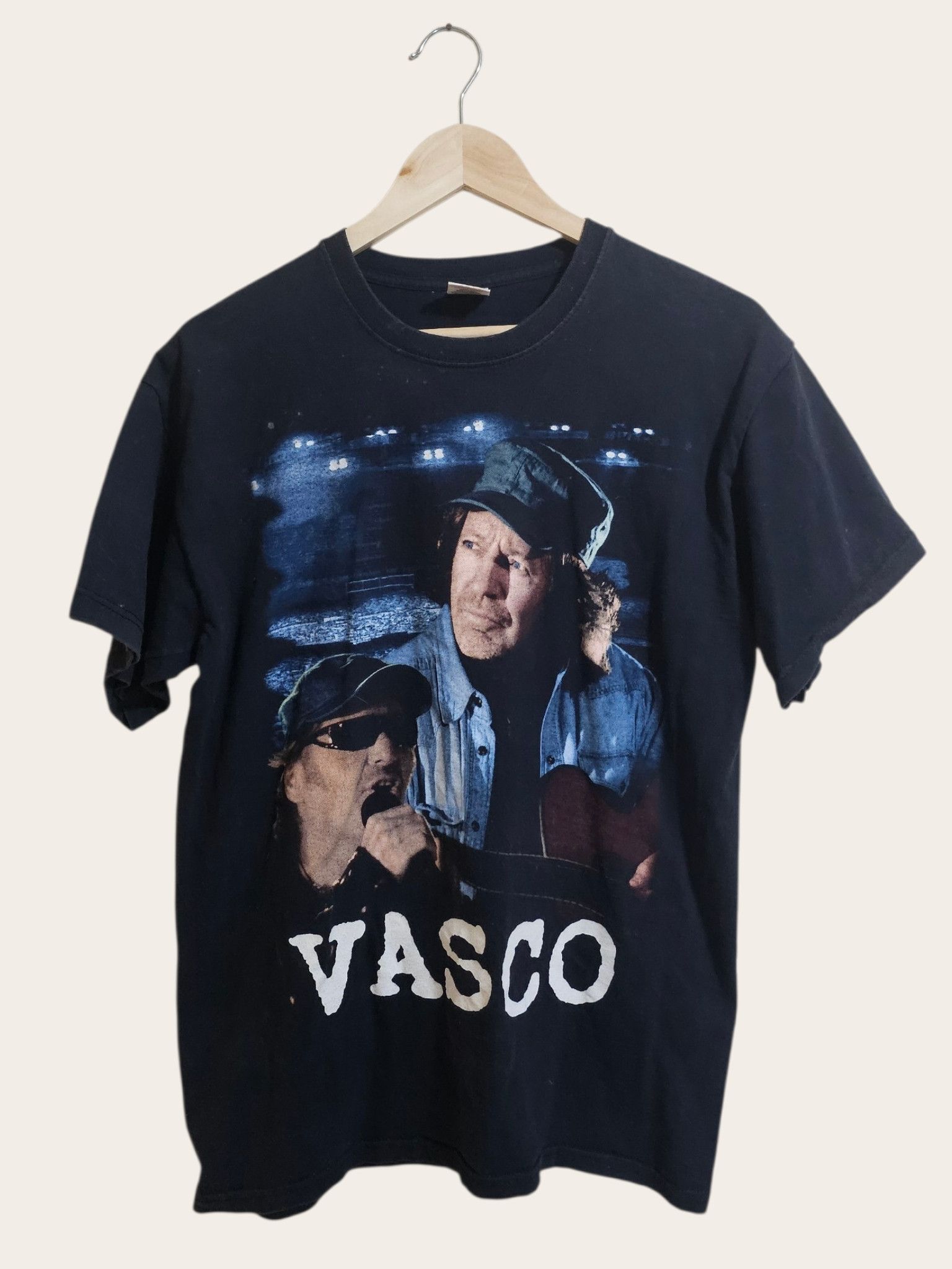 Band Tees Vasco Rossi Y2k Tour Tee Size US M / EU 48-50 / 2 - 1 Thumbnail