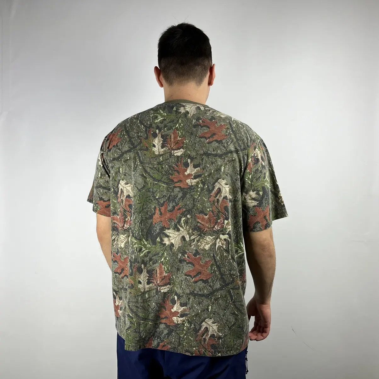 Realtree Realtree Tshirt military size XLarge hunting Size US XL / EU 56 / 4 - 2 Thumbnail