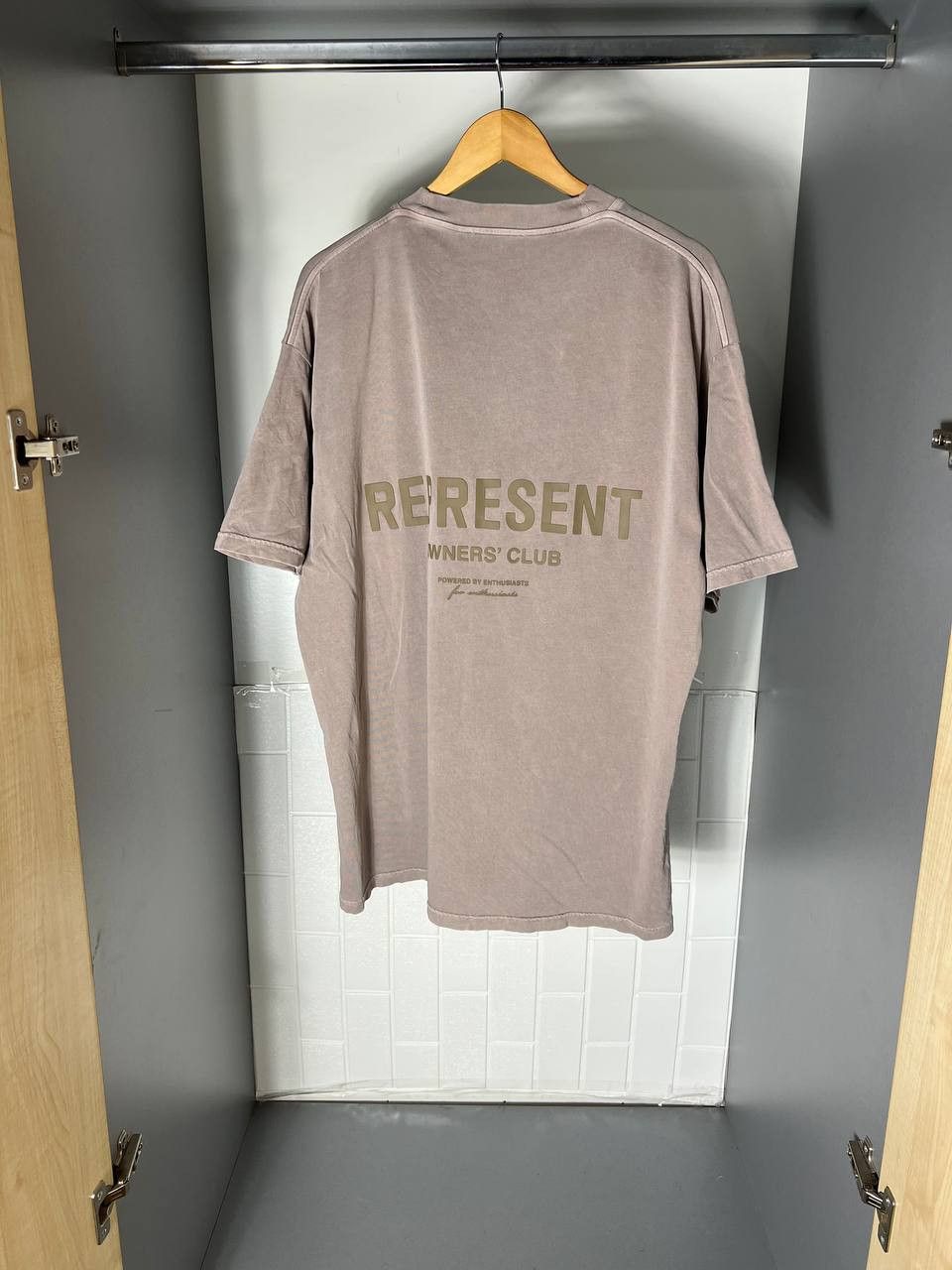 Represent Clo. VERY RARE REPRESENT DOUBLE PRINTED CASUAL T-SHIRT Y2K SK8 Size US XL / EU 56 / 4 - 1 Thumbnail