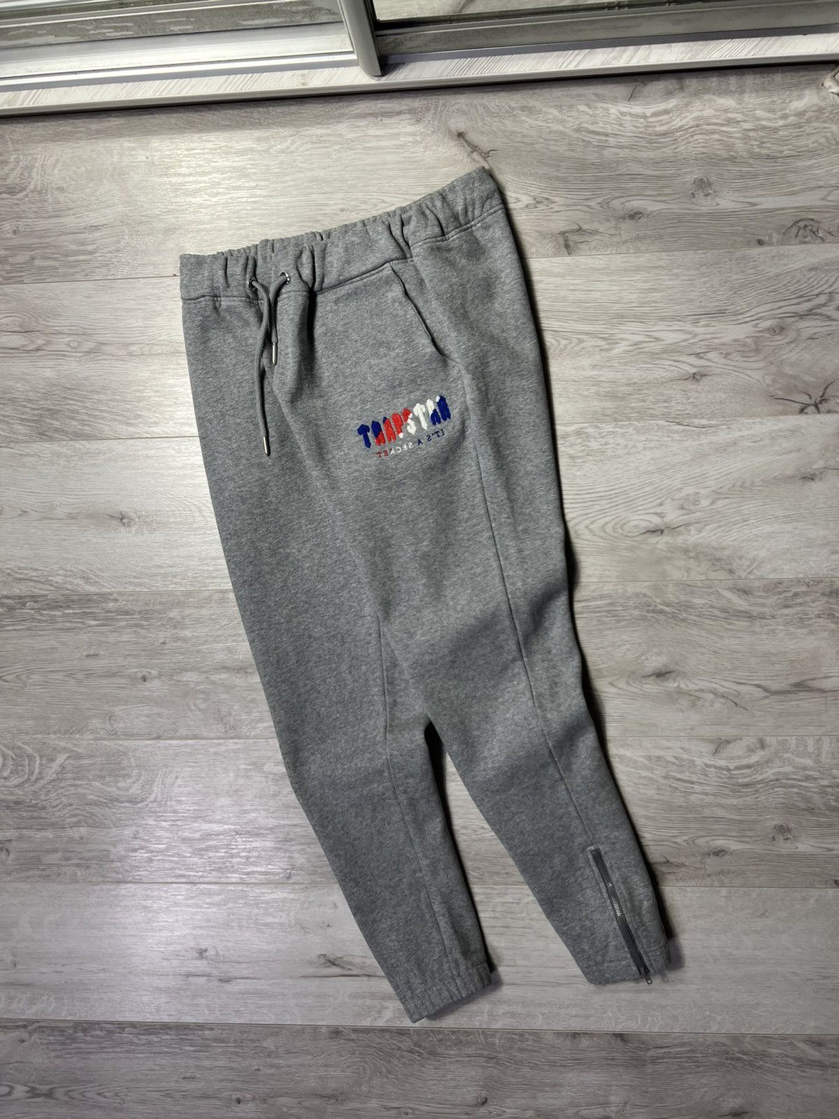Trapstar London Rare Grey Chenille Trapstar London Tracksuit Hoodie + Pants Size US M / EU 48-50 / 2 - 13 Thumbnail