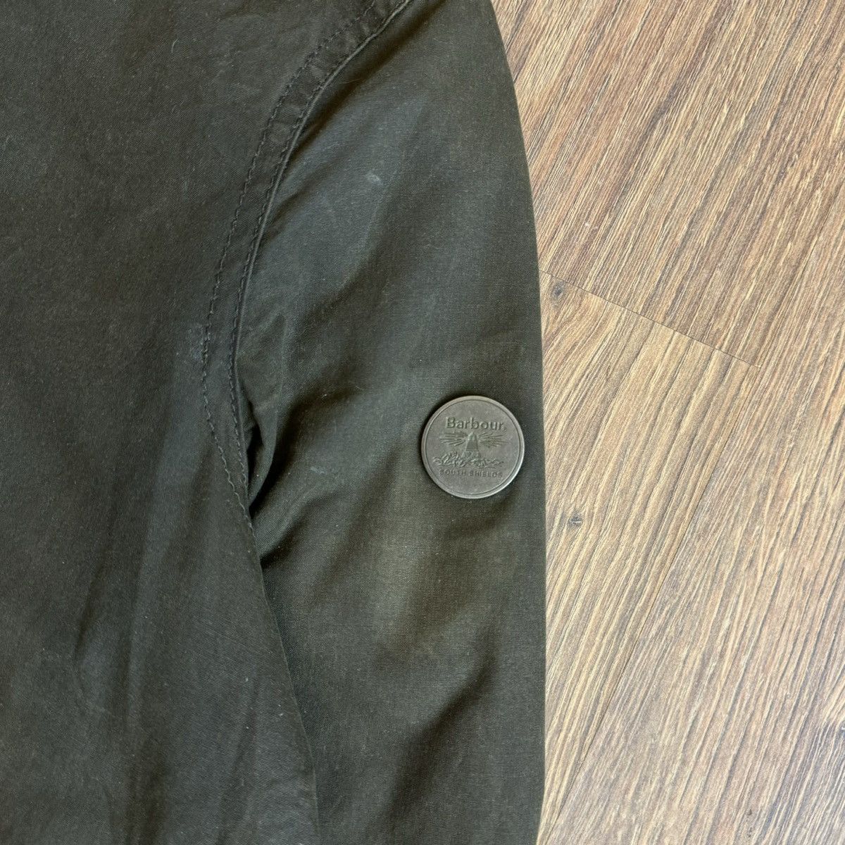 Barbour Barbour Crevasse Wax Jacket Women’s UK12/US8 Green Size M / US 6-8 / IT 42-44 - 4 Thumbnail