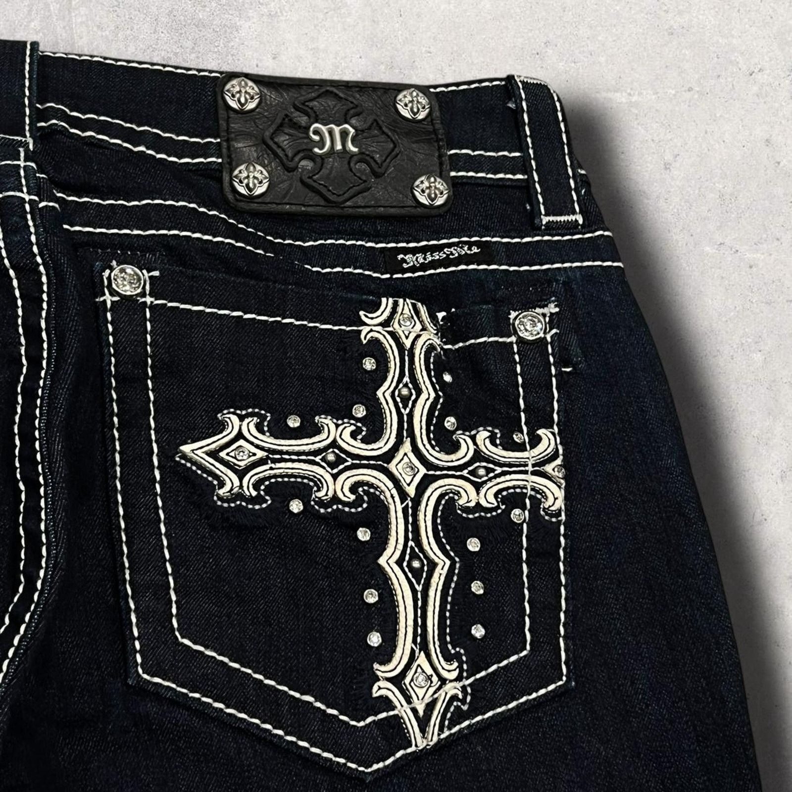Miss Me Miss Me (Y2K) Dark Bootcut Jeans w/ Rhinestone Cross Design Size 32" / US 10 / IT 46 - 2 Thumbnail