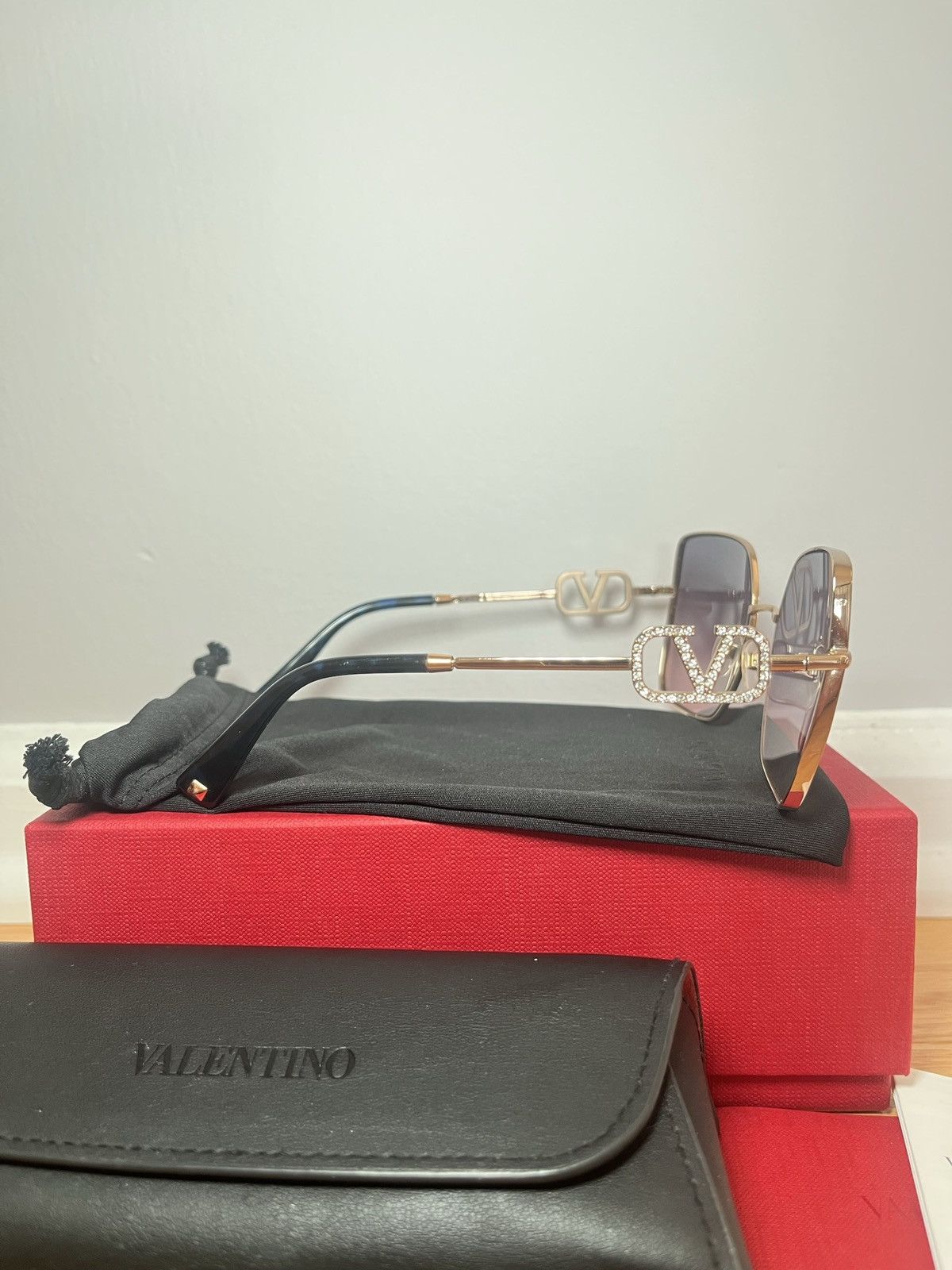 Valentino Valentino Square Sunglasses Luxottica Group Limited Edition Size ONE SIZE - 3 Thumbnail