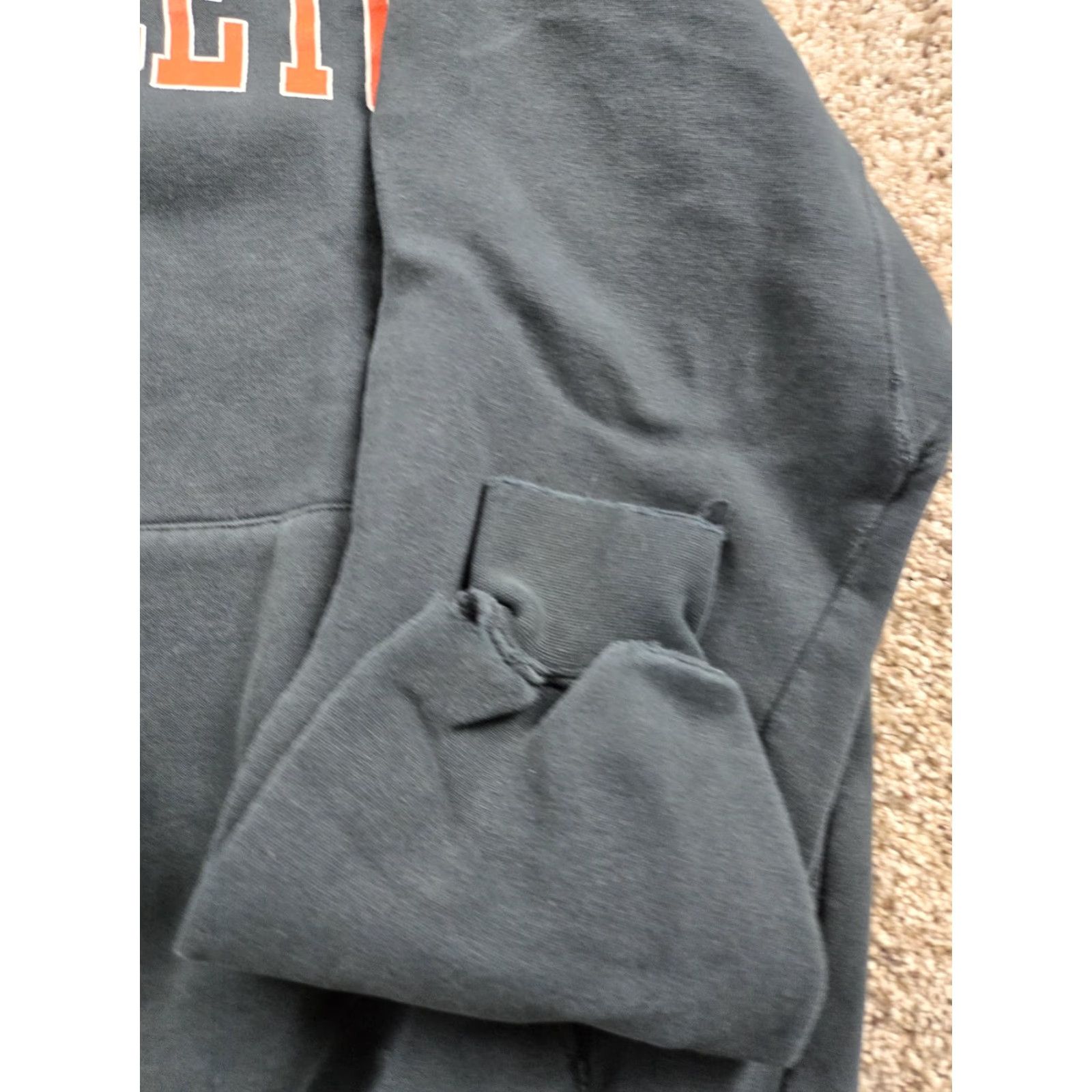 NCAA VINTAGE Princeton Tigers Hoodie Sweatshirt Mens Small Black NCAA Pullover Distressed Size US S / EU 44-46 / 1 - 5 Thumbnail