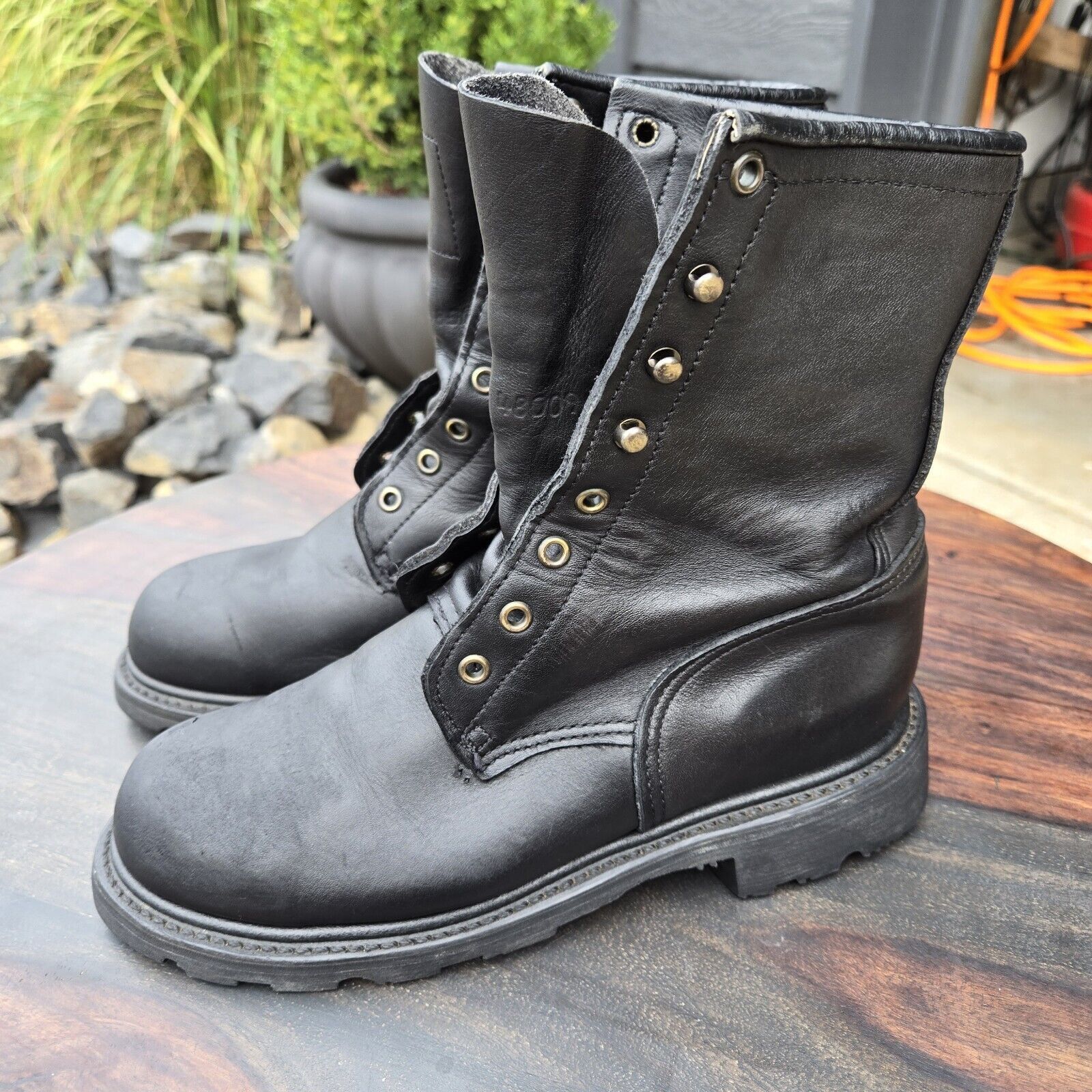 Red Wing Vintage Red Wing Black Leather Women Steel Toe Boots S 7 BB4 Size US 7 / EU 40 - 4 Thumbnail