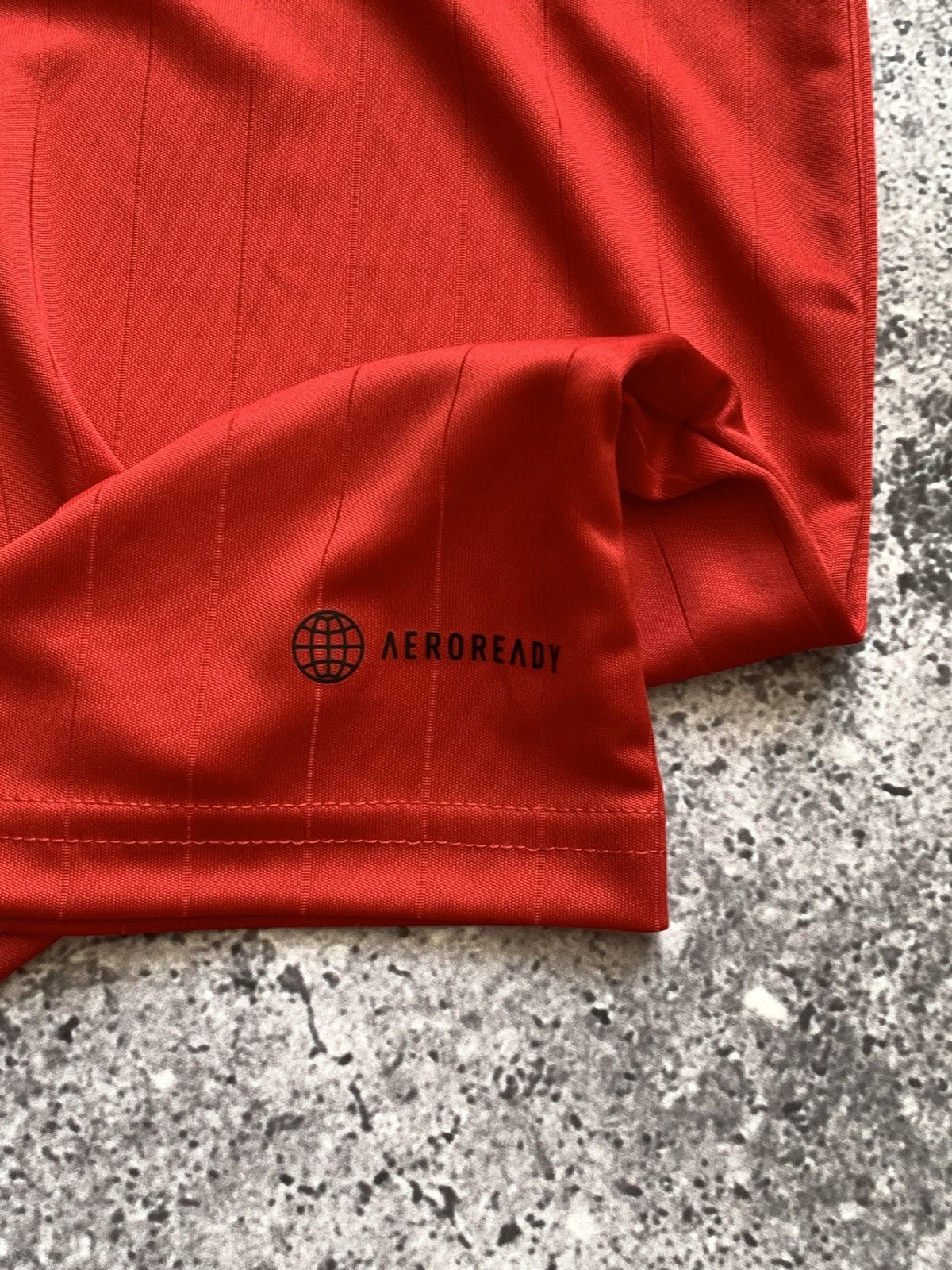 Adidas 🔥ADIDAS MANCHESTER UNITED 2022/2023 HOME SOCCER JERSEY Size US M / EU 48-50 / 2 - 7 Thumbnail