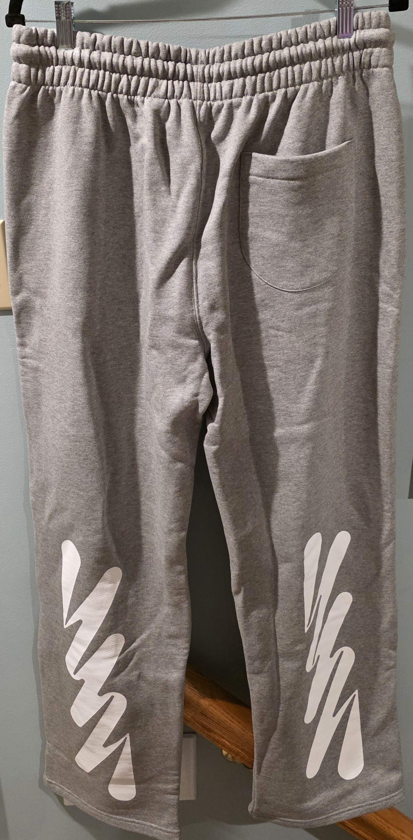 Off-White Off-White Wave Diagonal Sweatpants Size M - Retail $675 Size US 32 / EU 48 - 4 Thumbnail