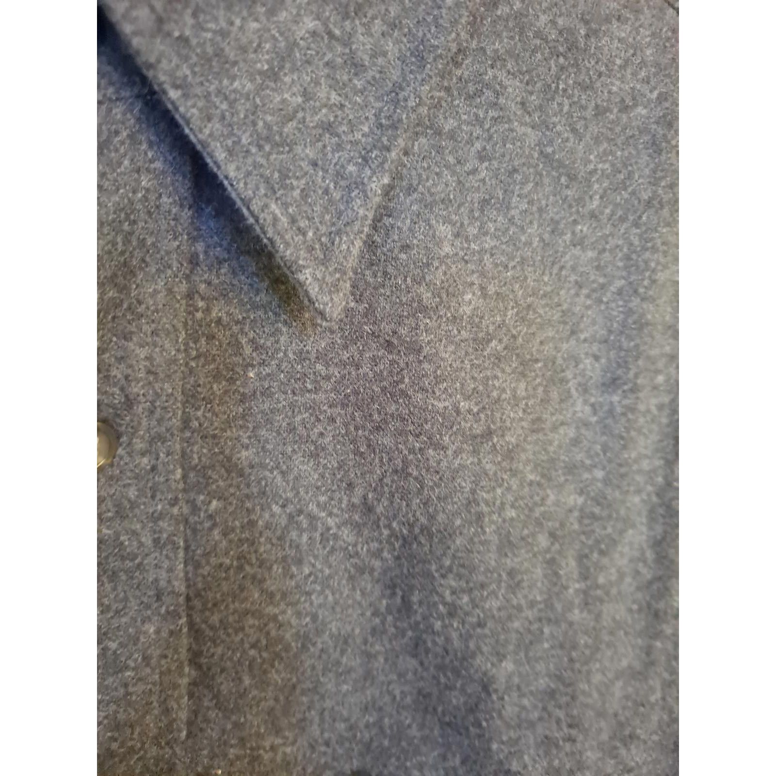 Other St John's Bay Gray Long Sleeve Button Up Size Large Tall Size US L / EU 52-54 / 3 - 2 Thumbnail