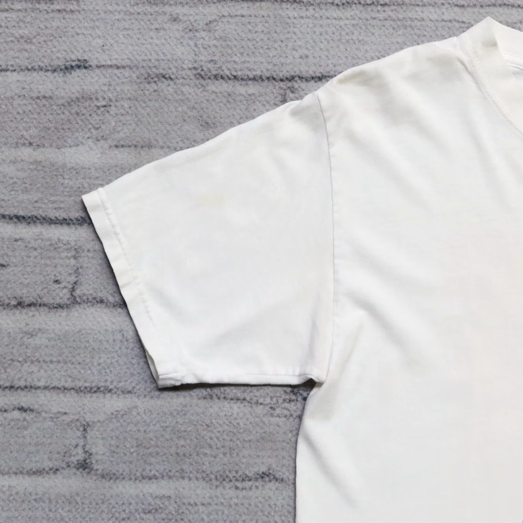 Nike Vintage Nike Shirt M White 90s Marijuana Stoned Over 1 Billion Stoned Shirts Mens Size US M / EU 48-50 / 2 - 7 Thumbnail