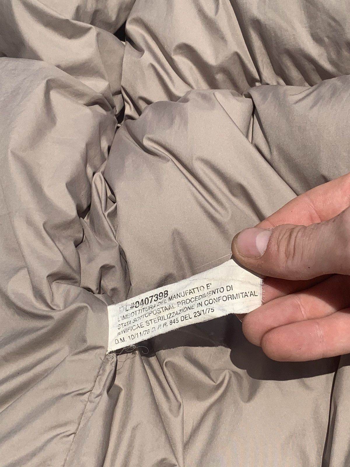The North Face 100% Authentic, vintage European-market l 700-fill down vest Size US M / EU 48-50 / 2 - 8 Thumbnail
