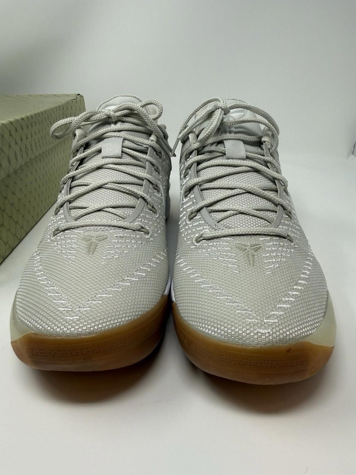 Nike Kobe AD 852425-011 Men’s Basketball Size 8.5 Light Bone Size US 8.5 / EU 41-42 - 5 Thumbnail